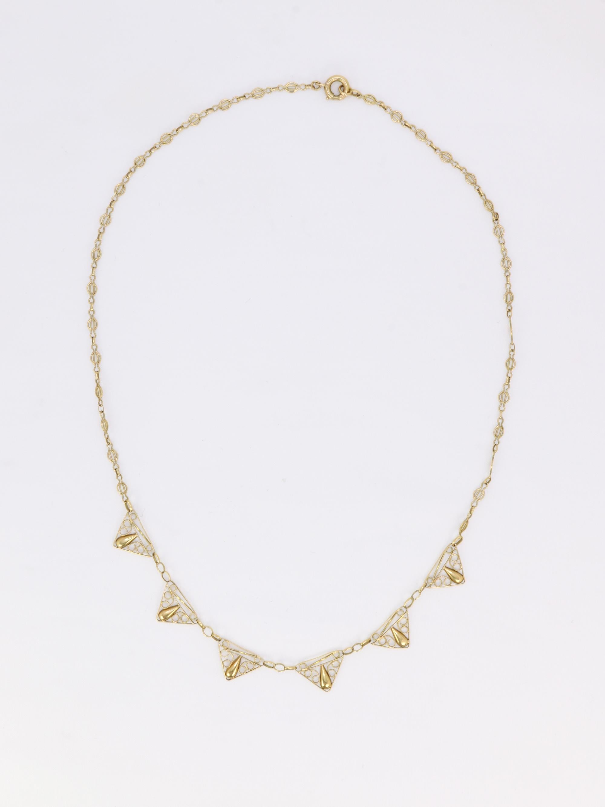 Collier draperie Art Nouveau or jaune filigrane