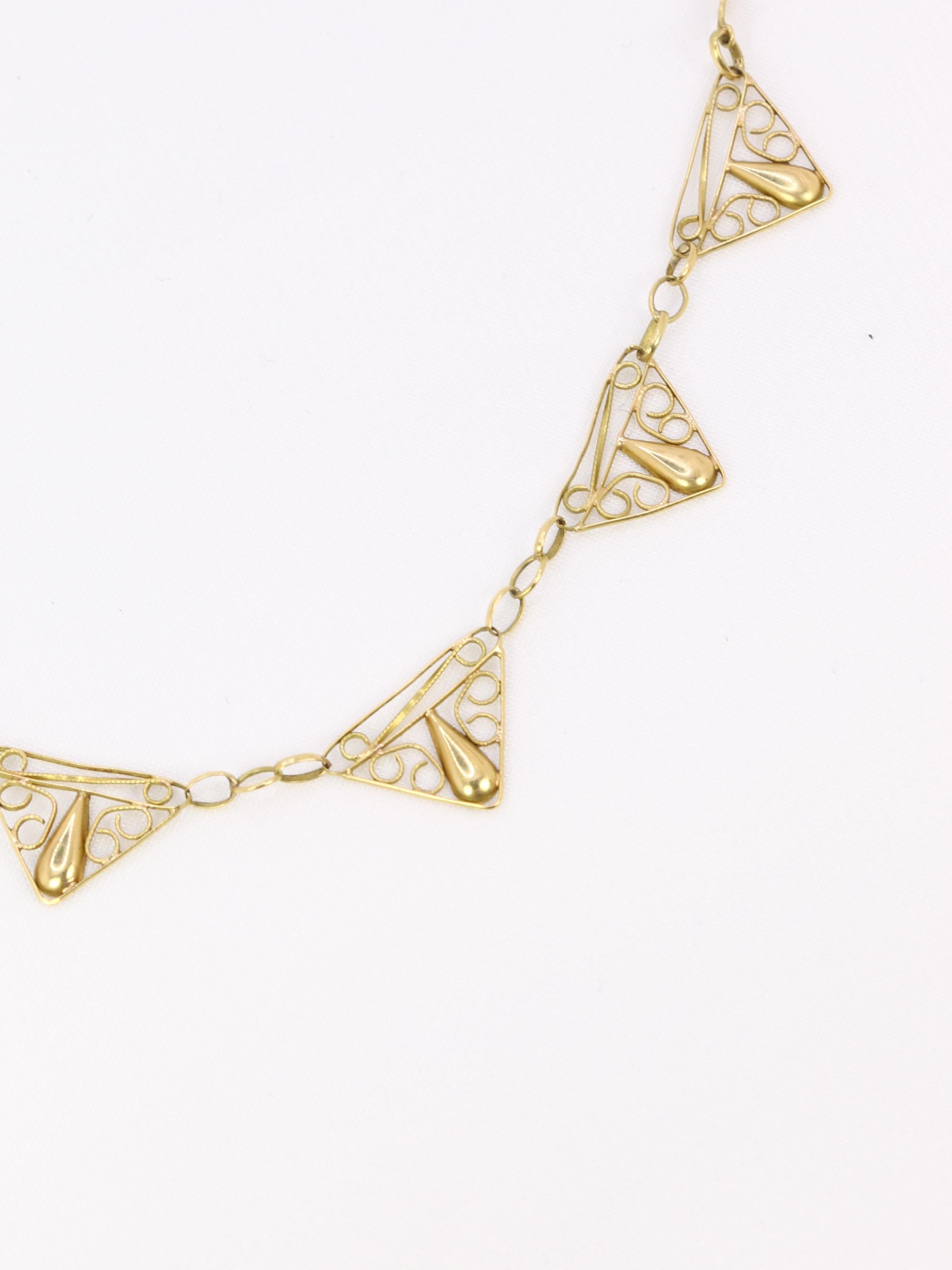 Collier draperie Art Nouveau or jaune filigrane