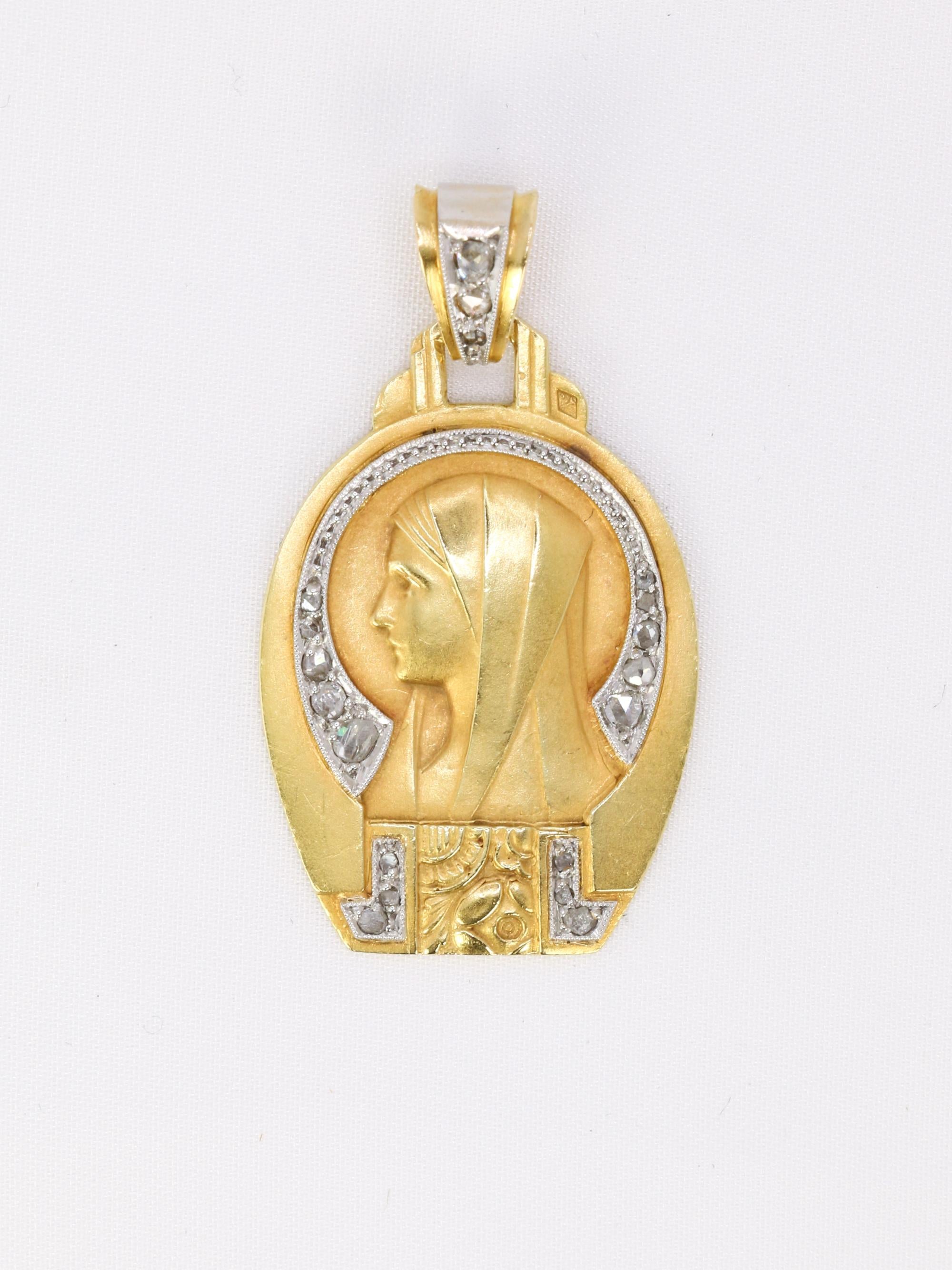 Médaille religieuse Art Deco Vierge de profil or jaune diamants taille rose