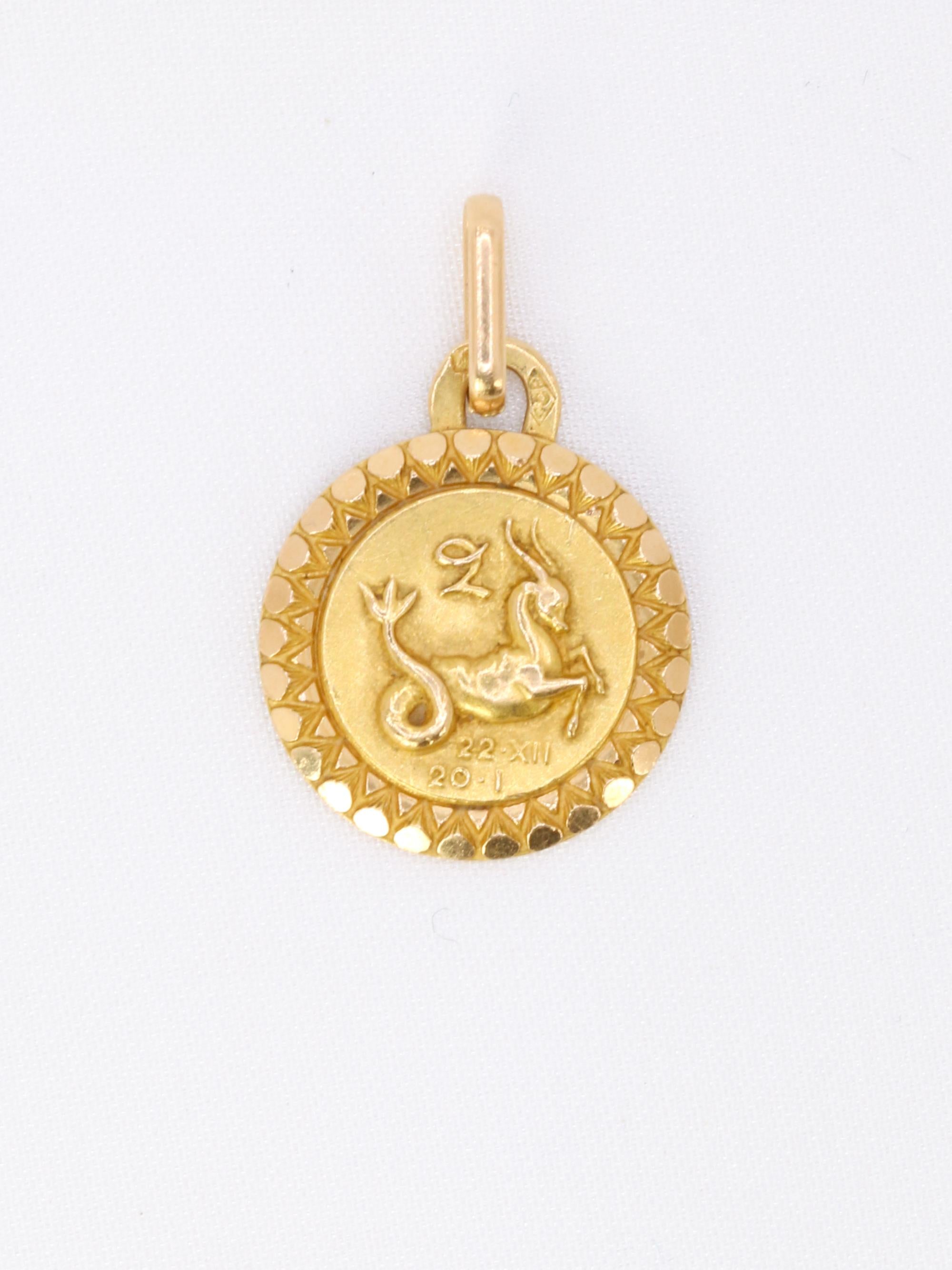 PERROUD Pendentif vintage signe du Capricorne or jaune
