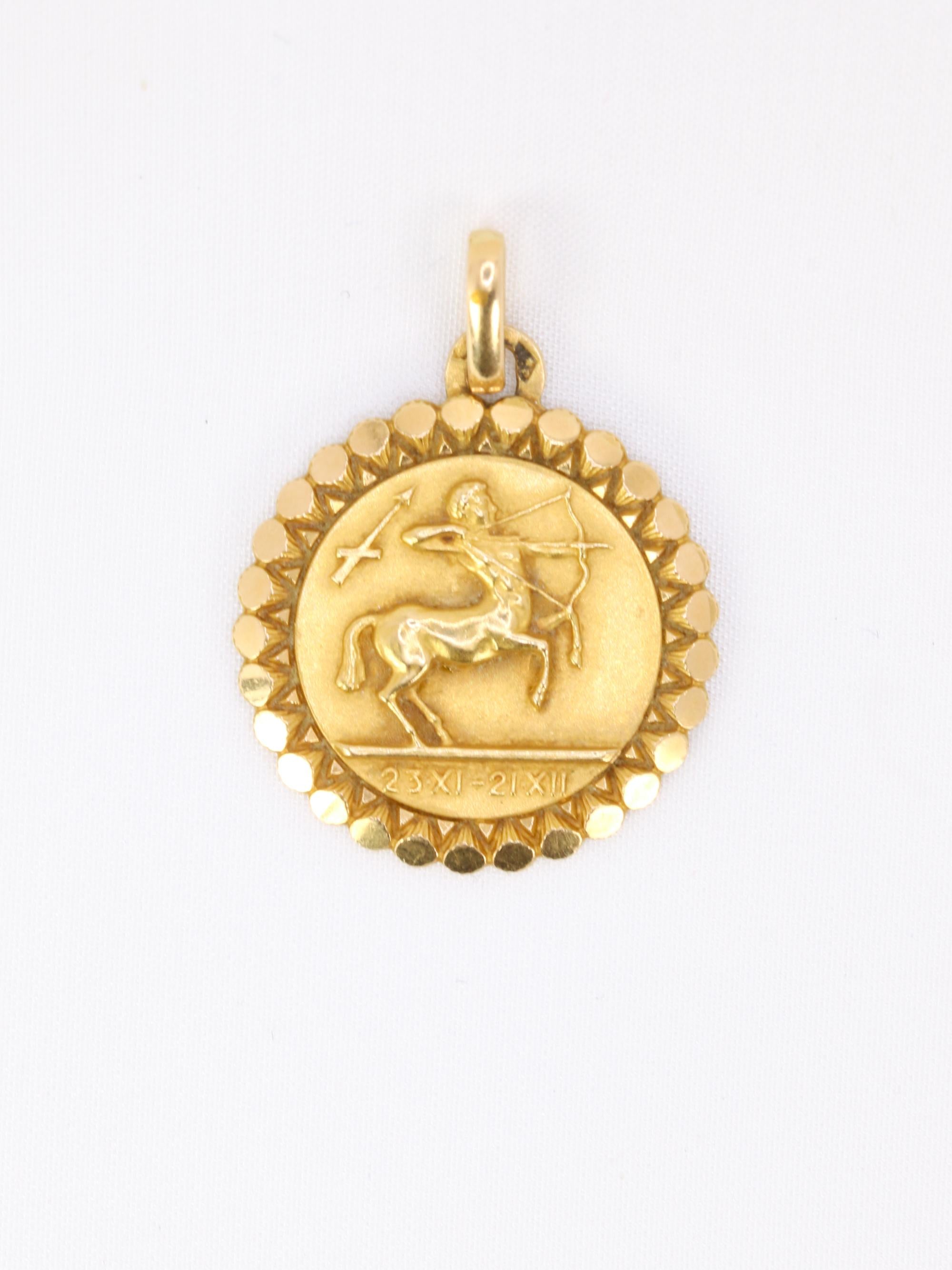 PERROUD Pendentif vintage signe du zodiaque Sagittaire or jaune