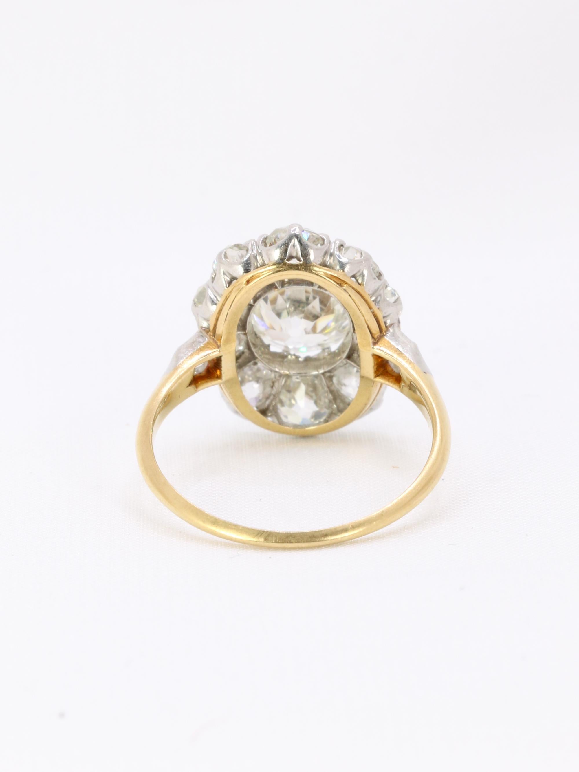 Bague marguerite ancienne diamants taille ancienne 3 carats