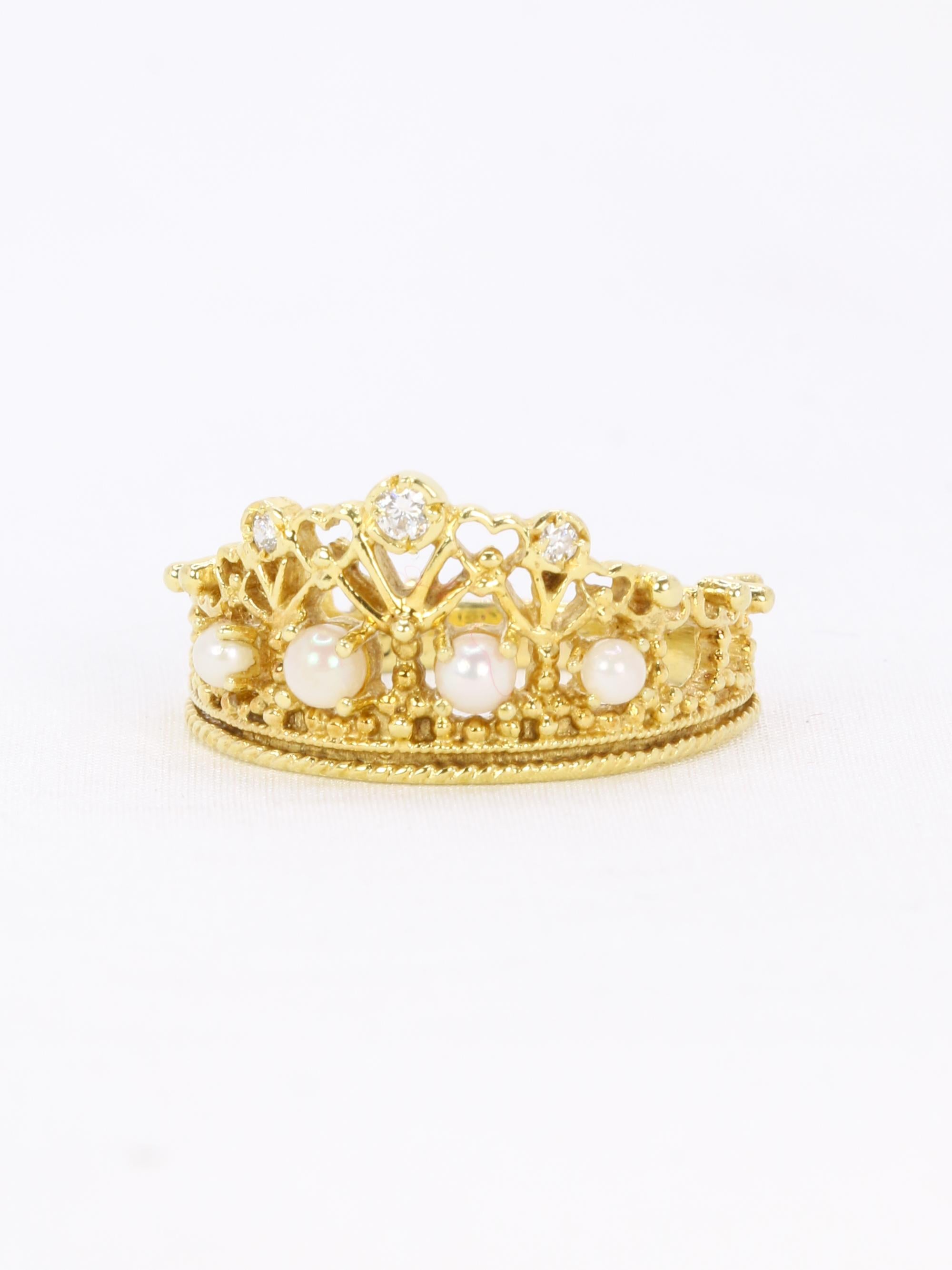 Bague couronne or jaune diamants perles
