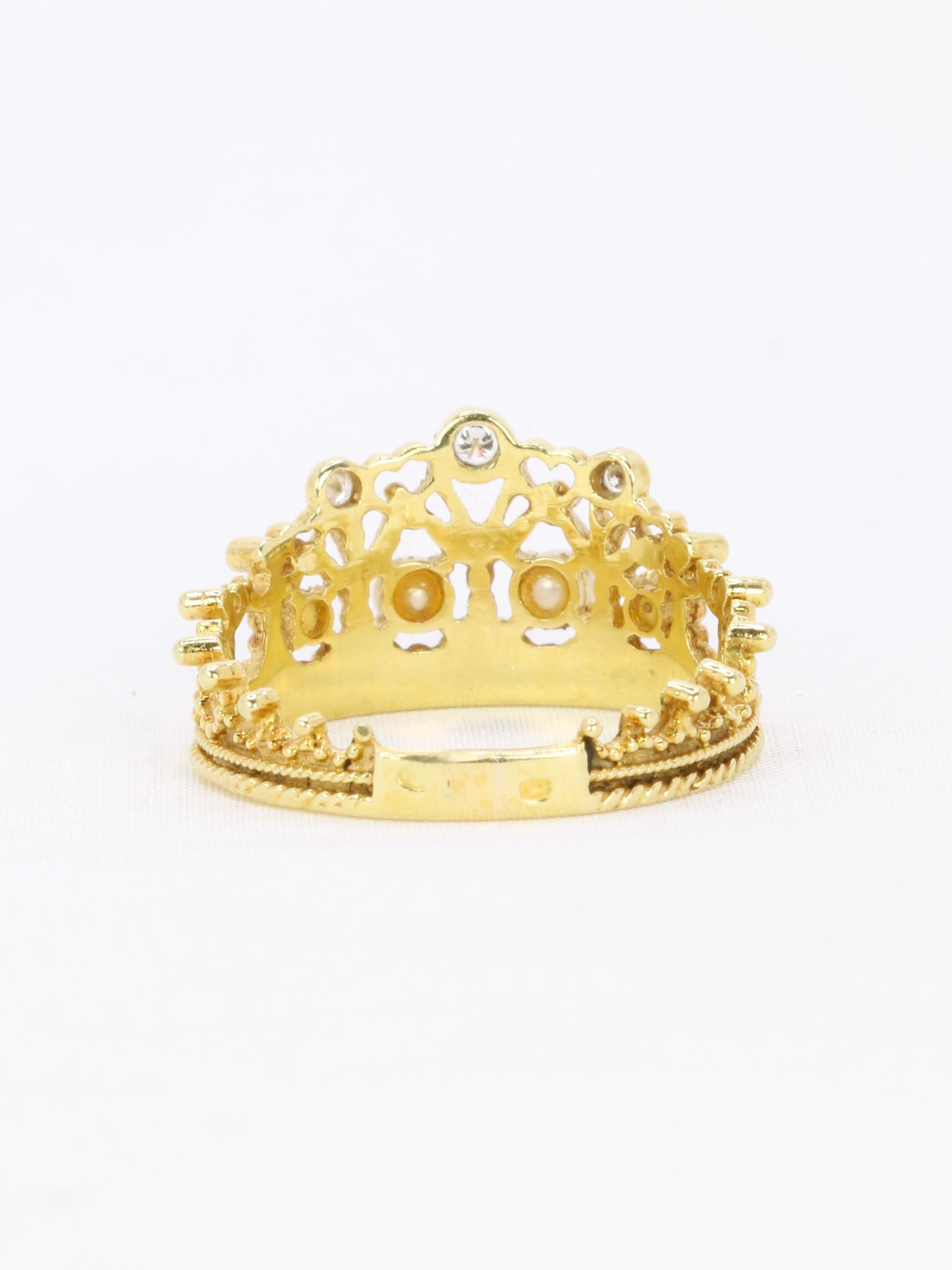 Bague couronne or jaune diamants perles