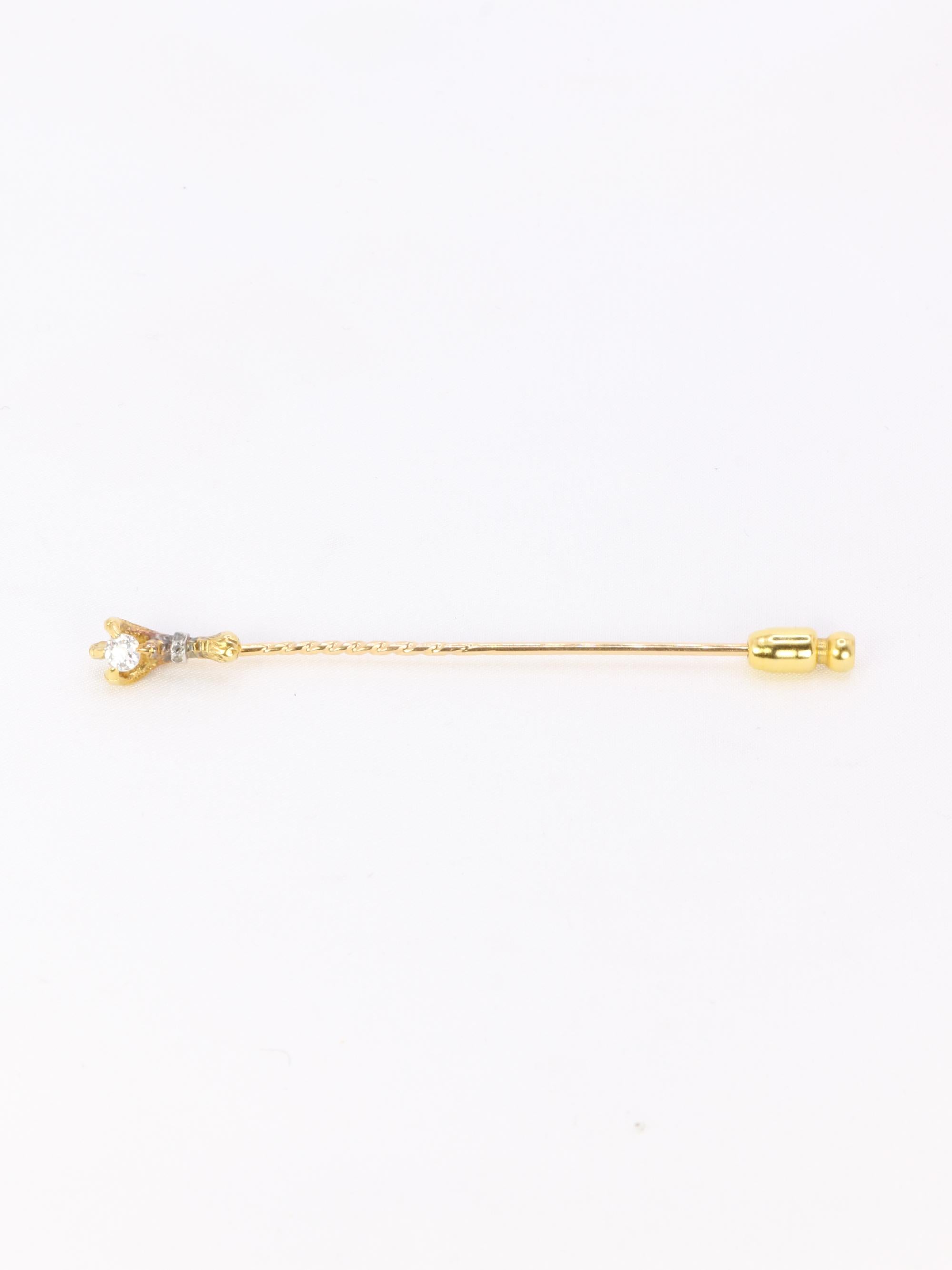 Epingle ancienne serre d'aigle or jaune diamant taille ancienne