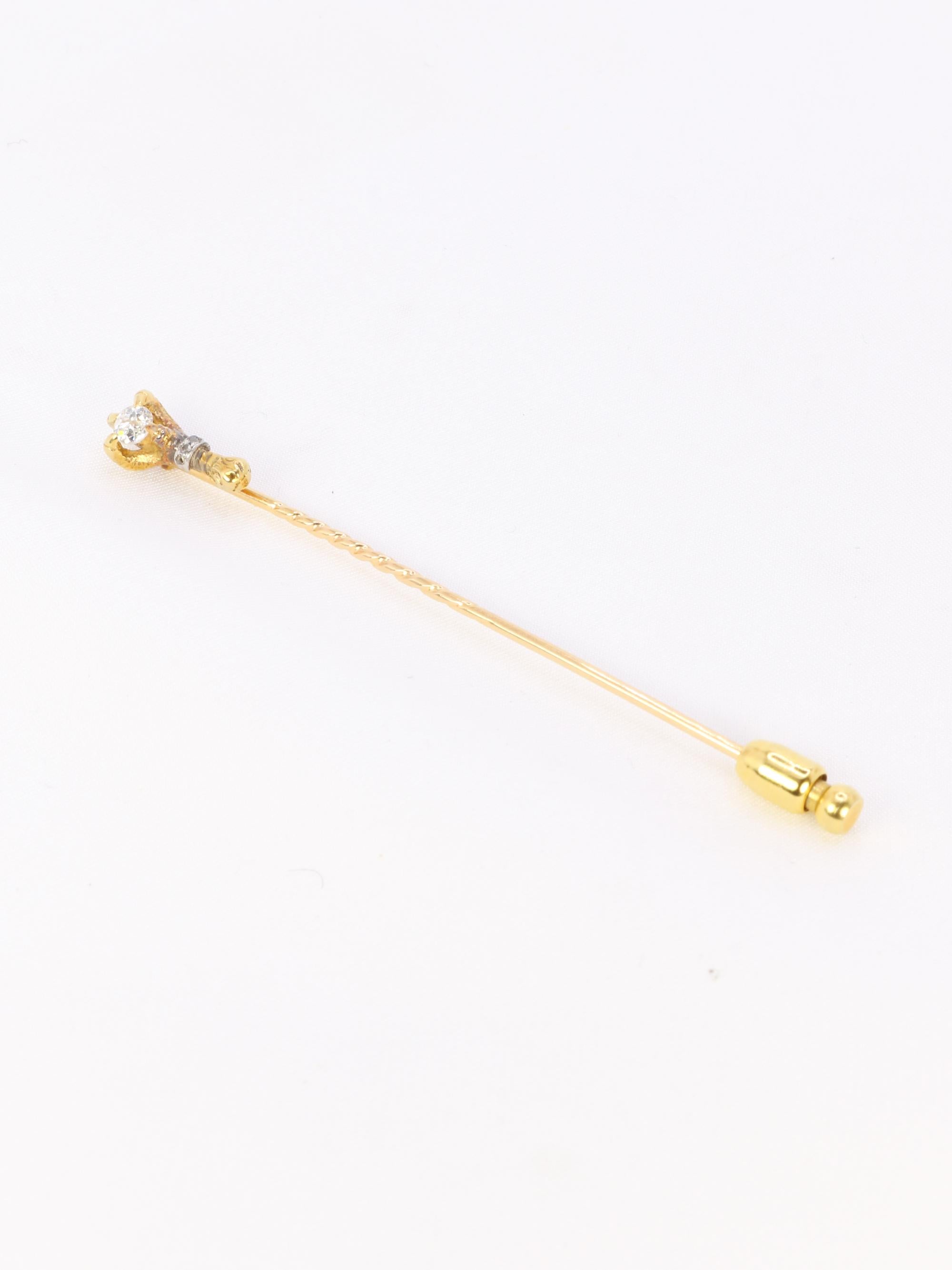 Epingle ancienne serre d'aigle or jaune diamant taille ancienne