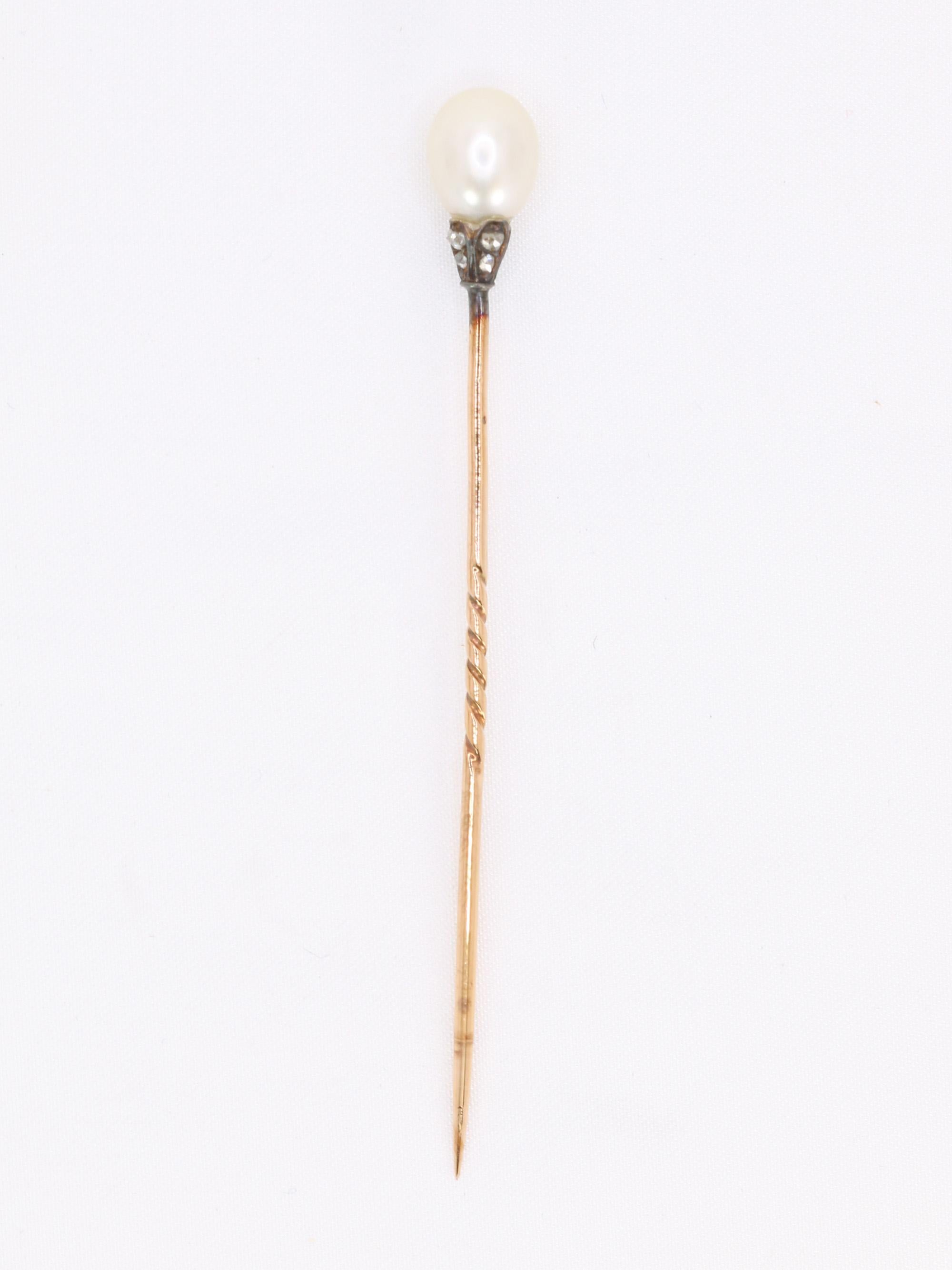 Epingle or jaune perle fine diamants