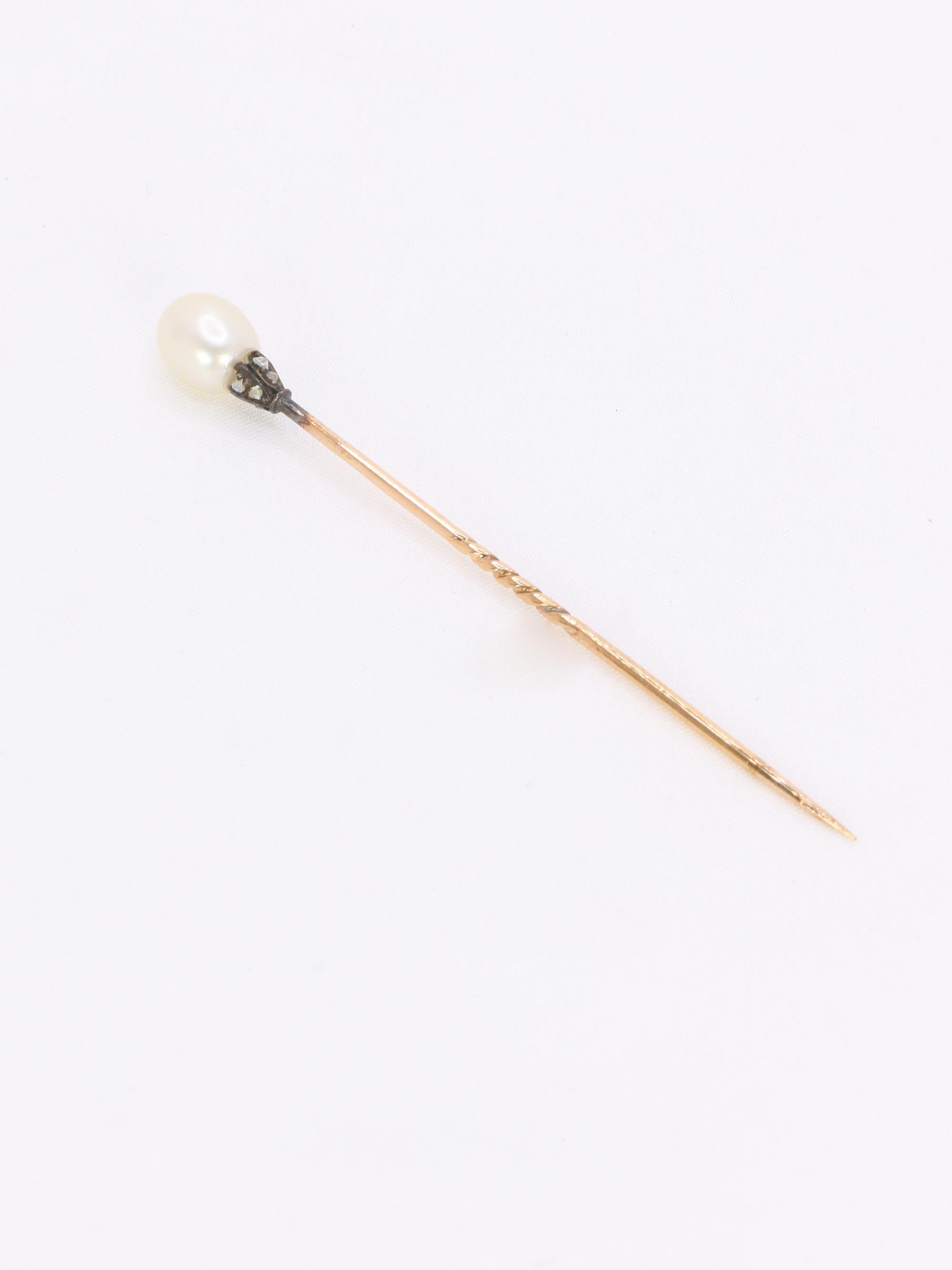 Epingle or jaune perle fine diamants