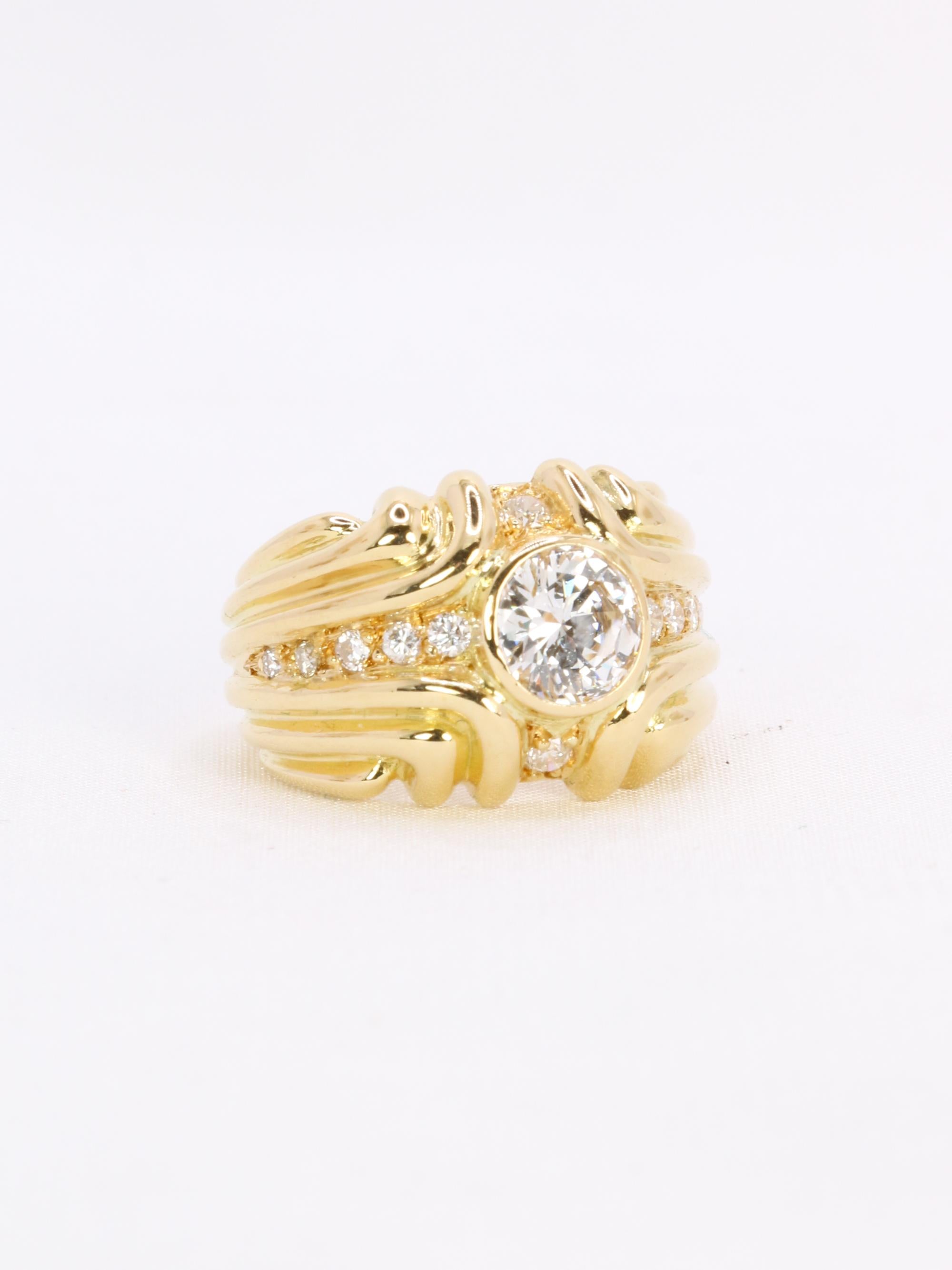 Bague vintage godrons or jaune diamant 0.8 ct
