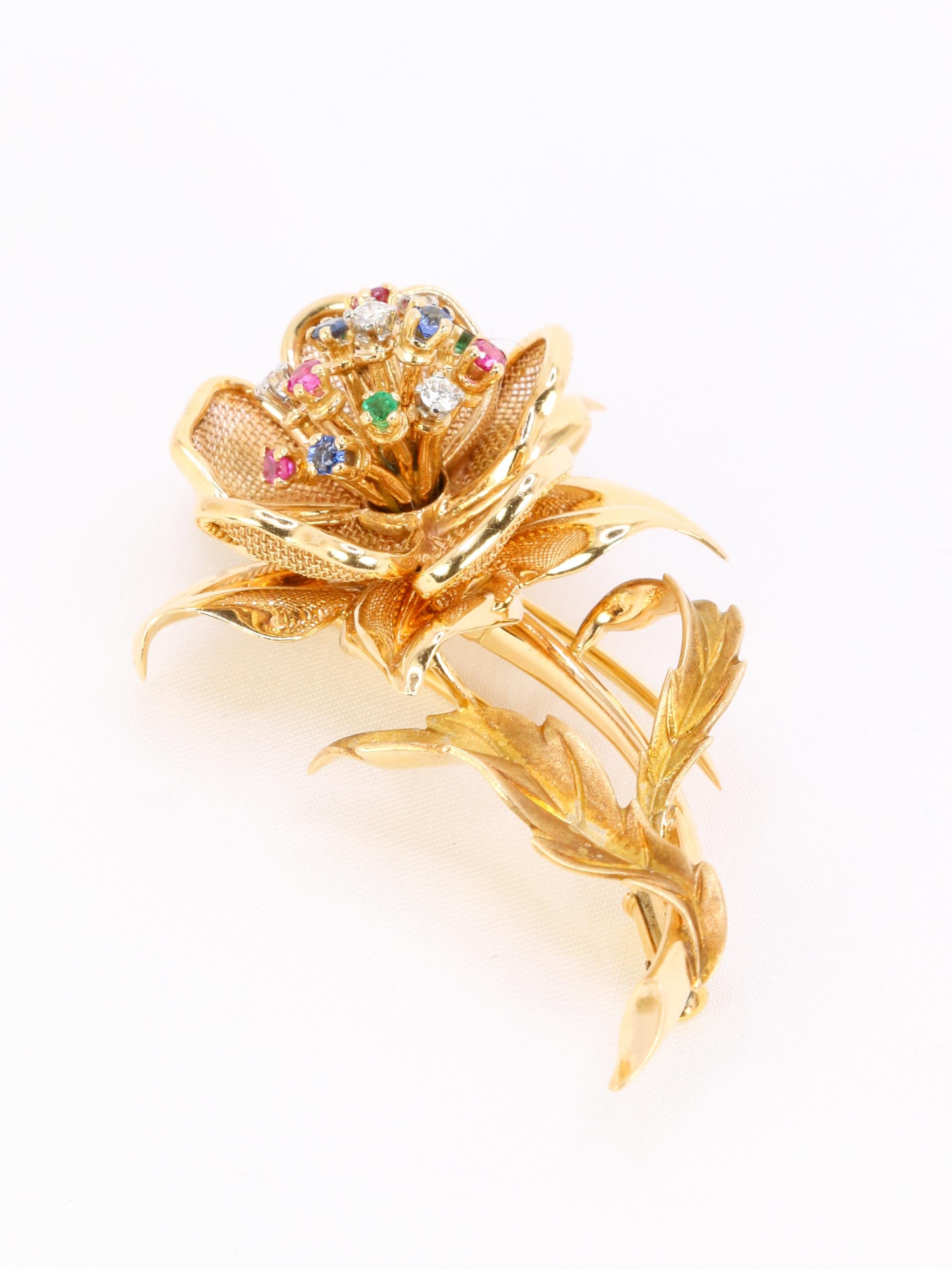 Broche vintage fleur diamants rubis émeraudes saphirs