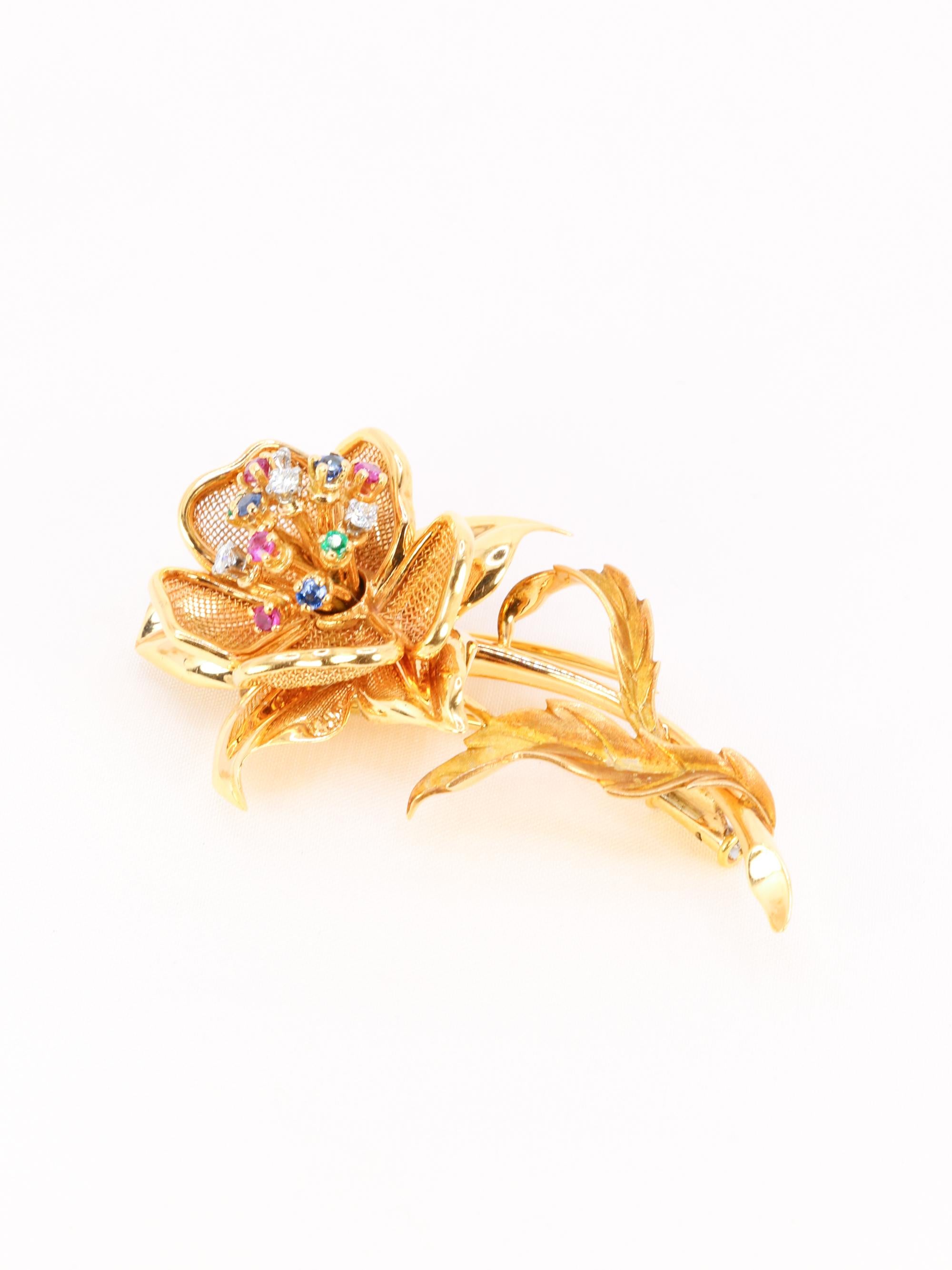 Broche vintage fleur diamants rubis émeraudes saphirs