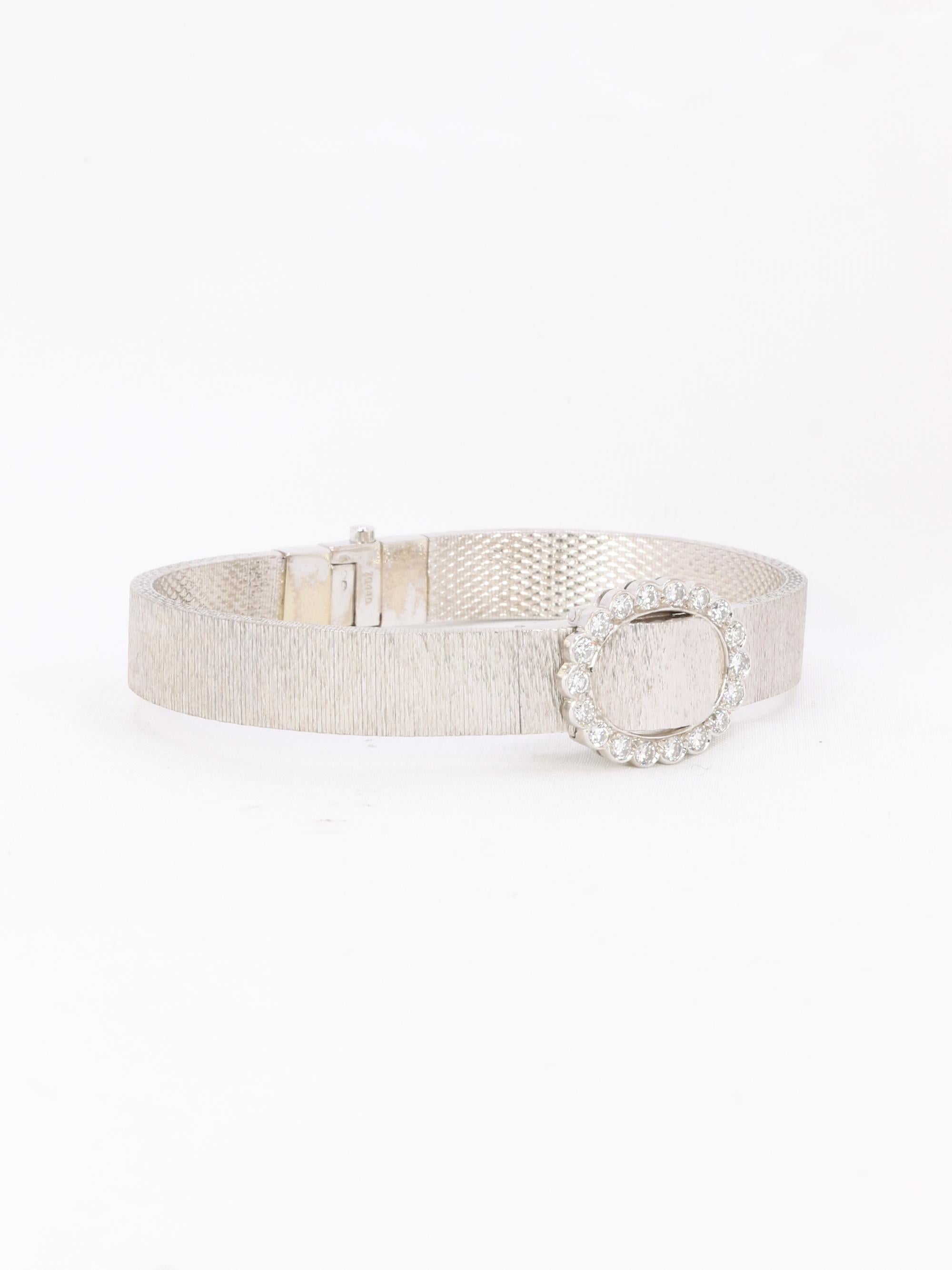 ANDRE COL Montre à secret or blanc diamants