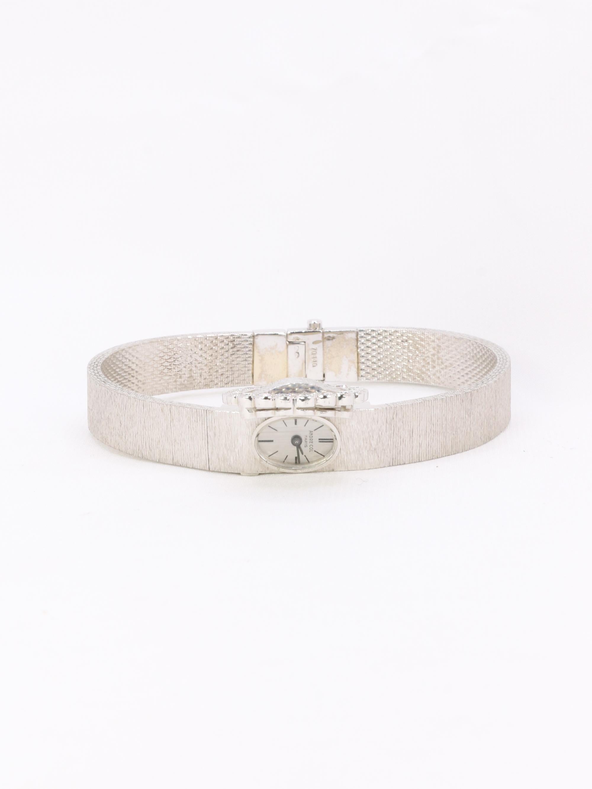 ANDRE COL Montre à secret or blanc diamants