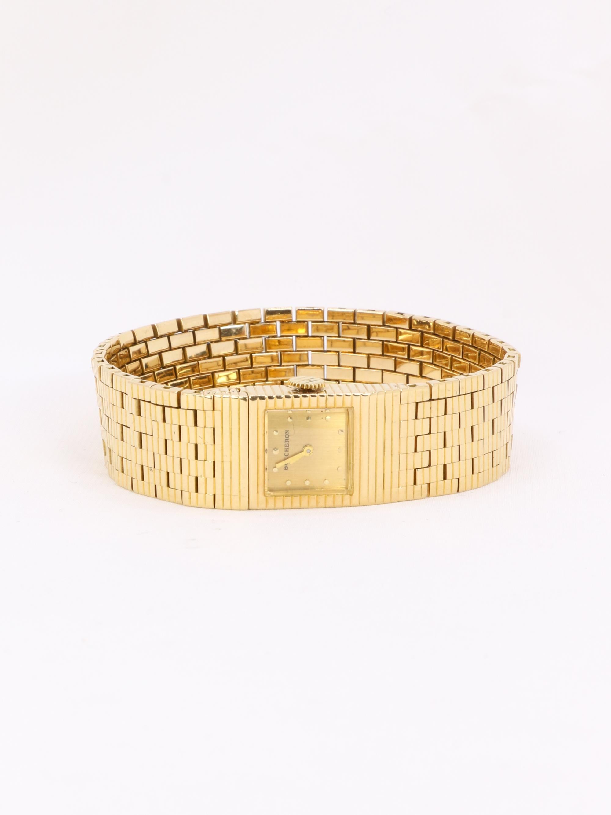 BOUCHERON Montre vintage or jaune