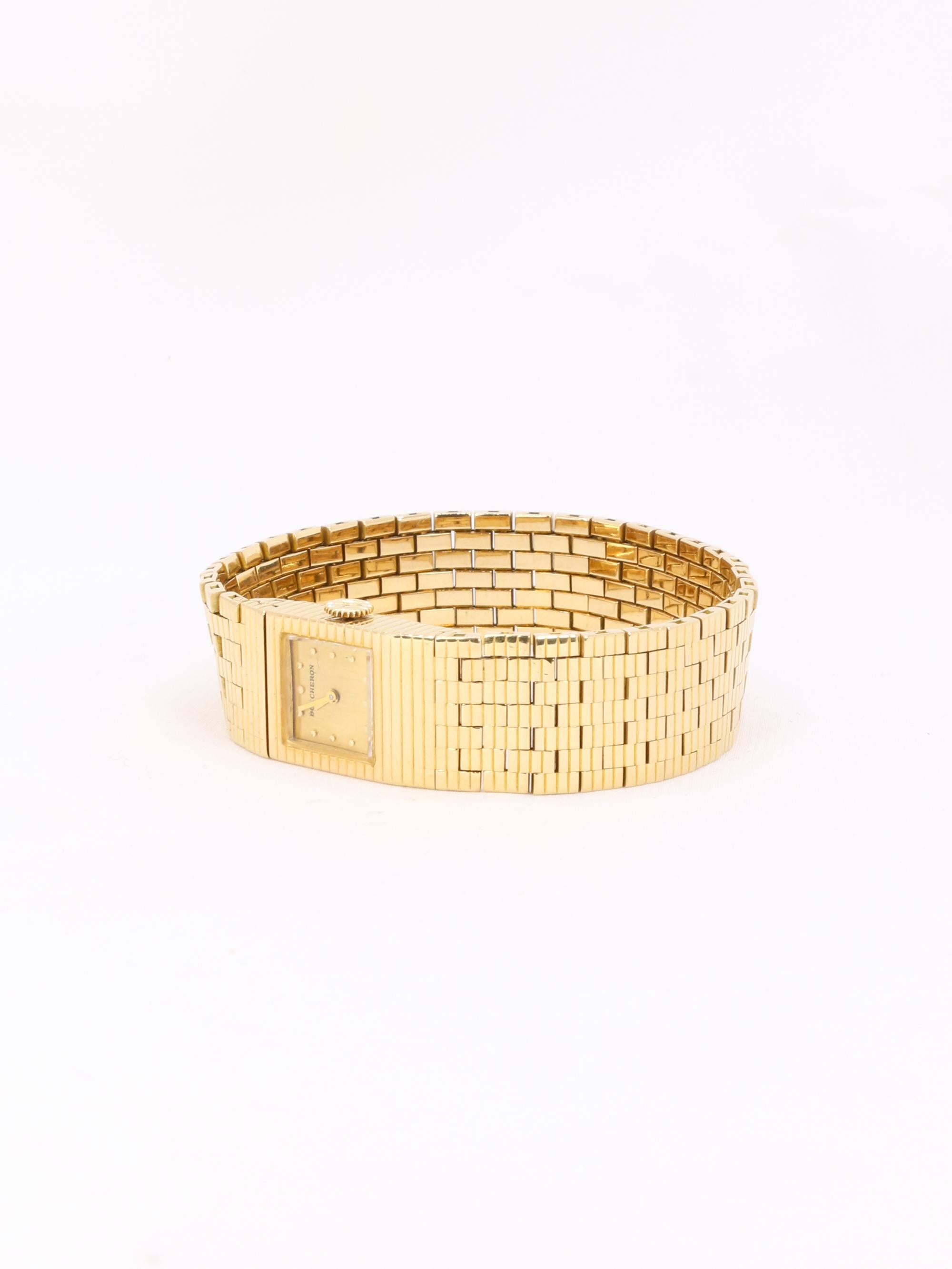 BOUCHERON Montre vintage or jaune