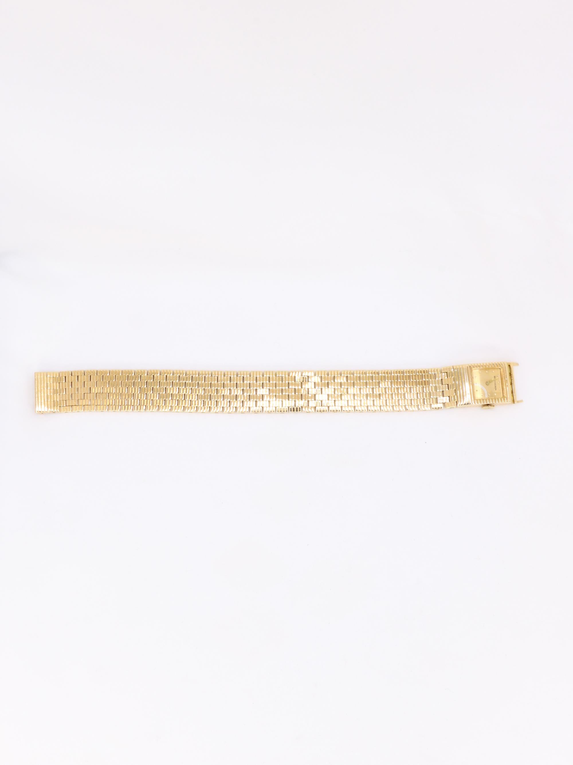 BOUCHERON Montre vintage or jaune