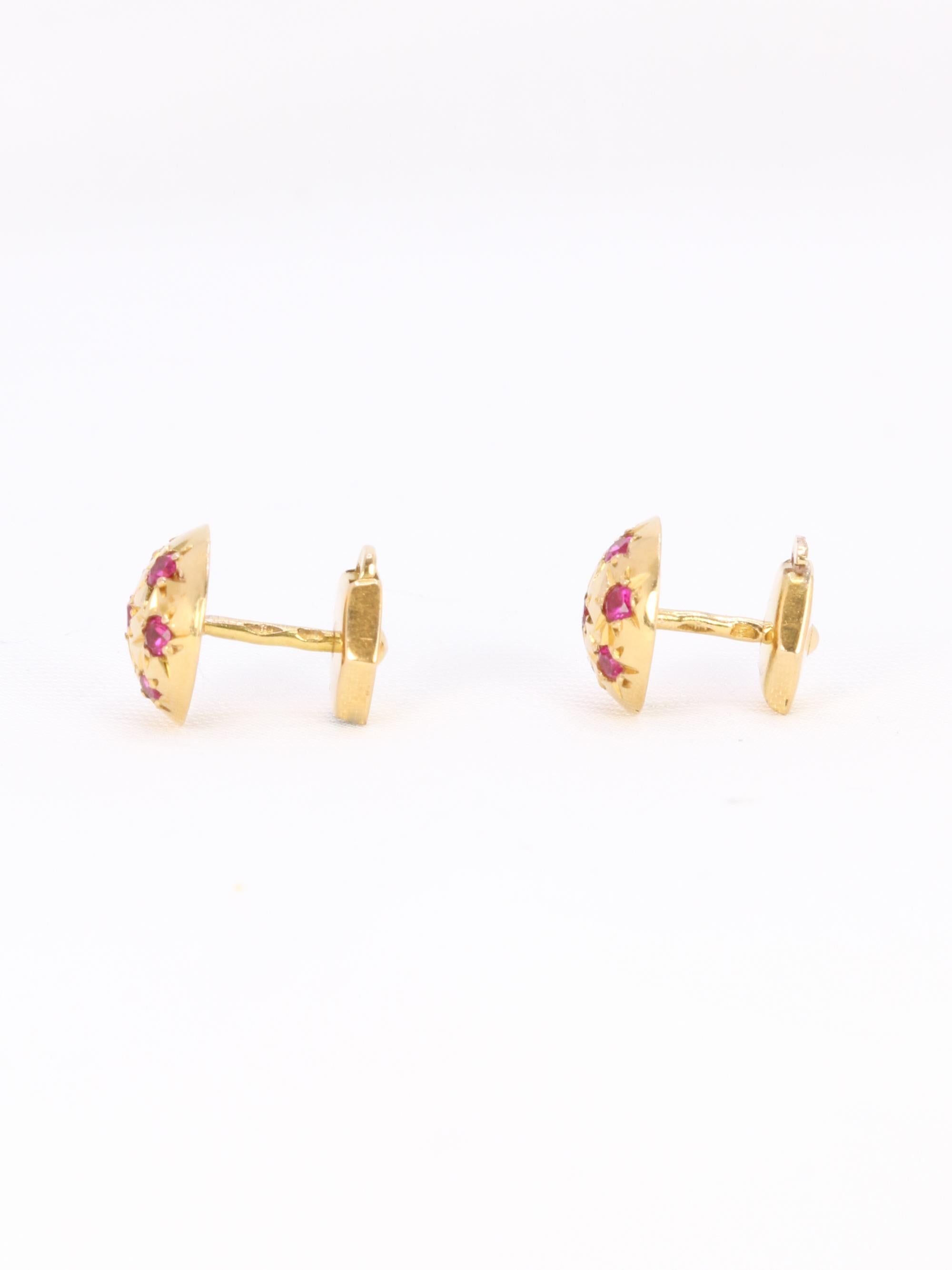 Boucles d'oreilles demi-boules or jaune rubis serti étoile