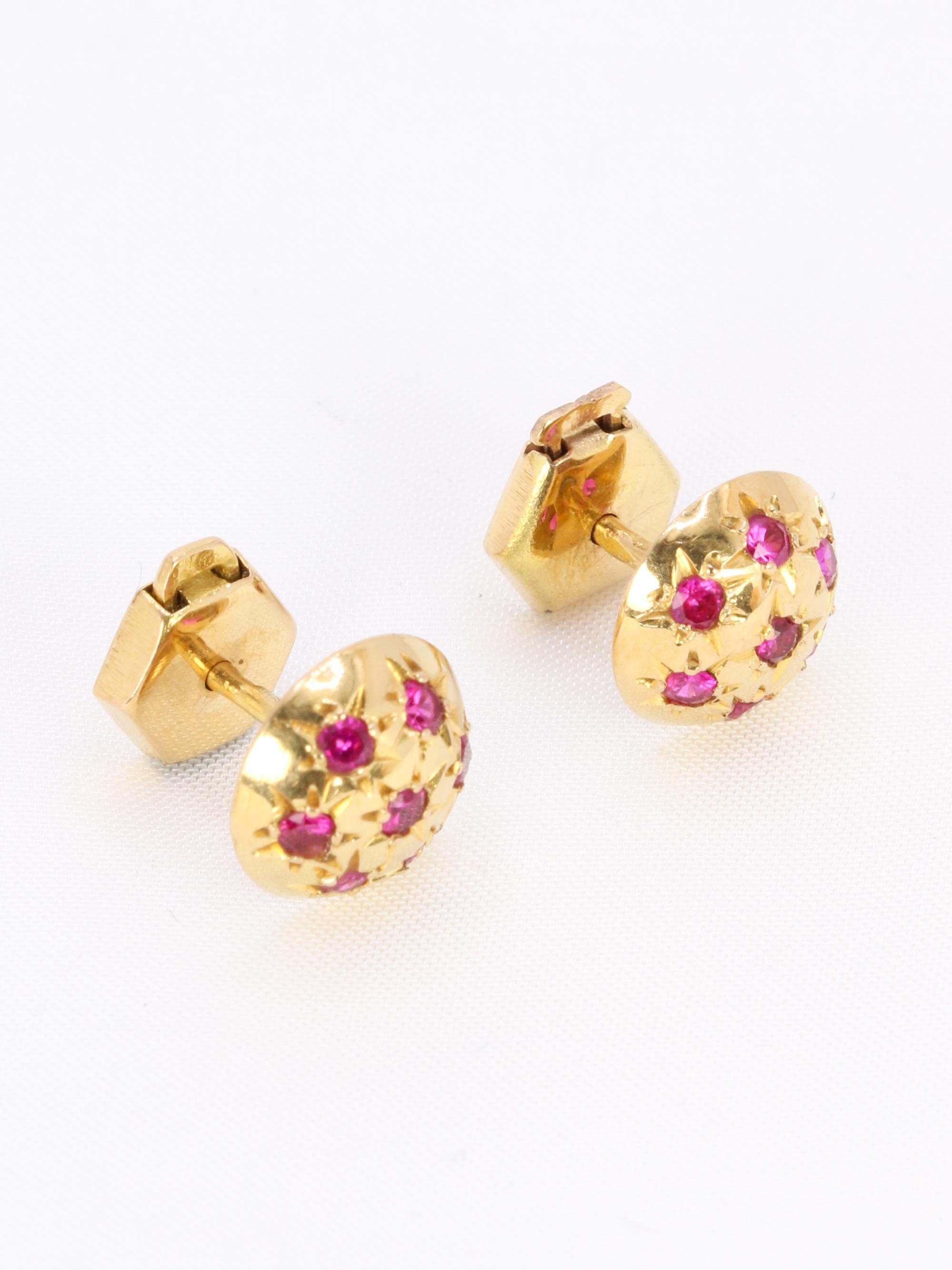 Boucles d'oreilles demi-boules or jaune rubis serti étoile