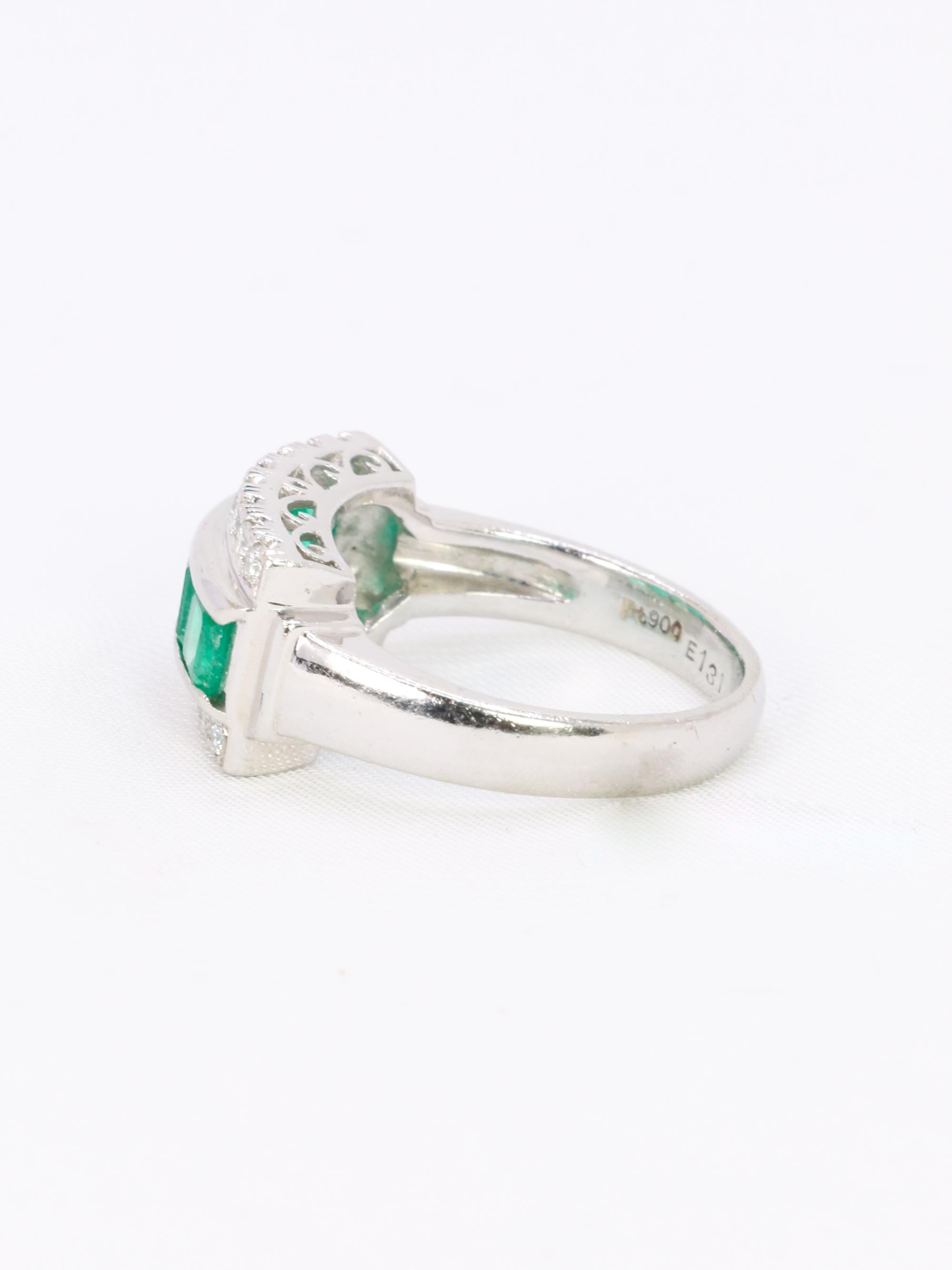 Bague vintage émeraudes diamants