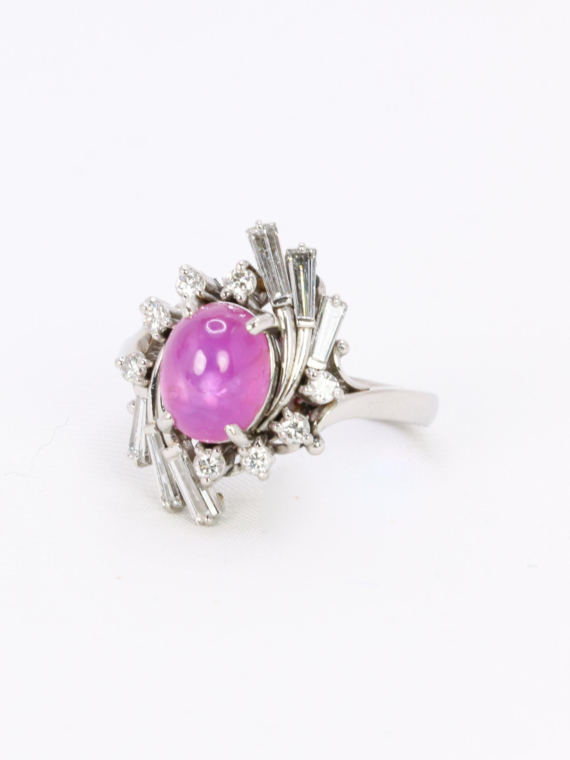 Bague marguerite rubis étoilé diamants