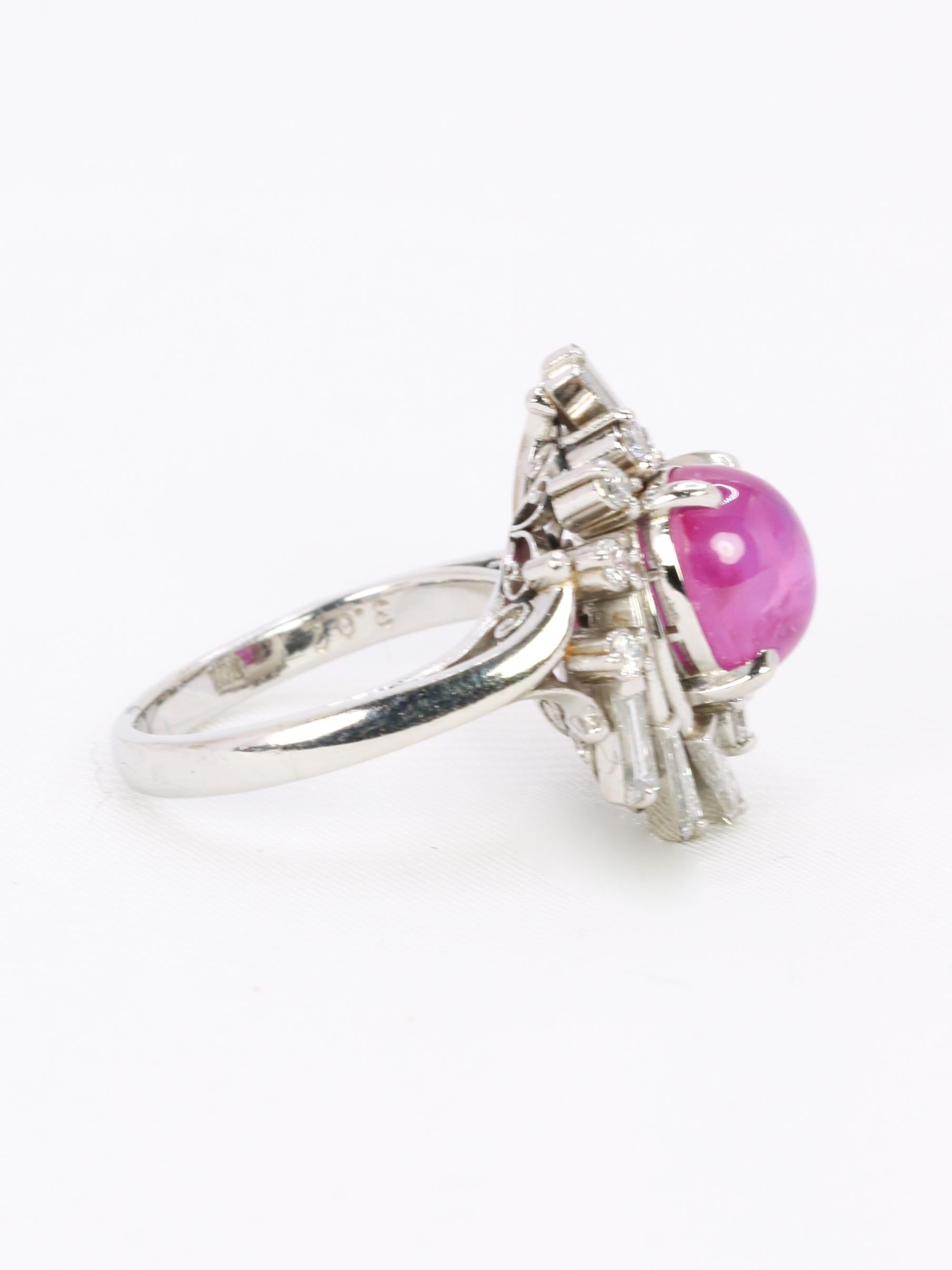 Bague marguerite rubis étoilé diamants