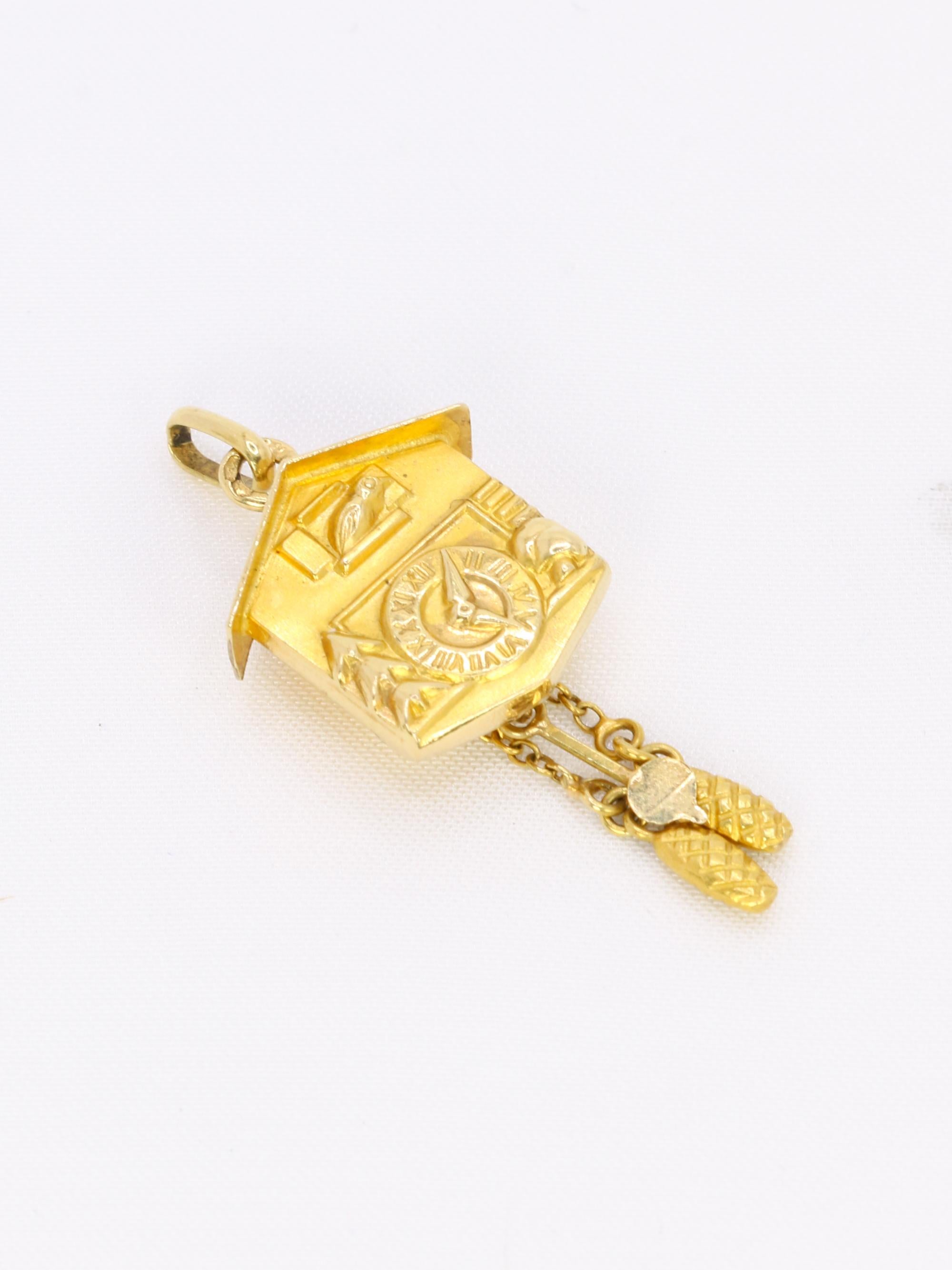 Pendentif Charms vintage coucou or jaune