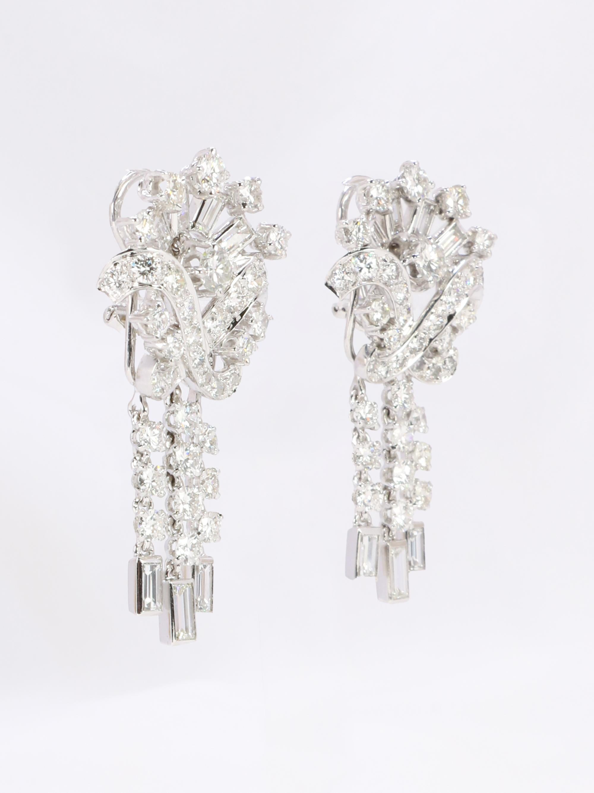 Boucles d'oreilles pendantes or blanc diamants 4,5 carats