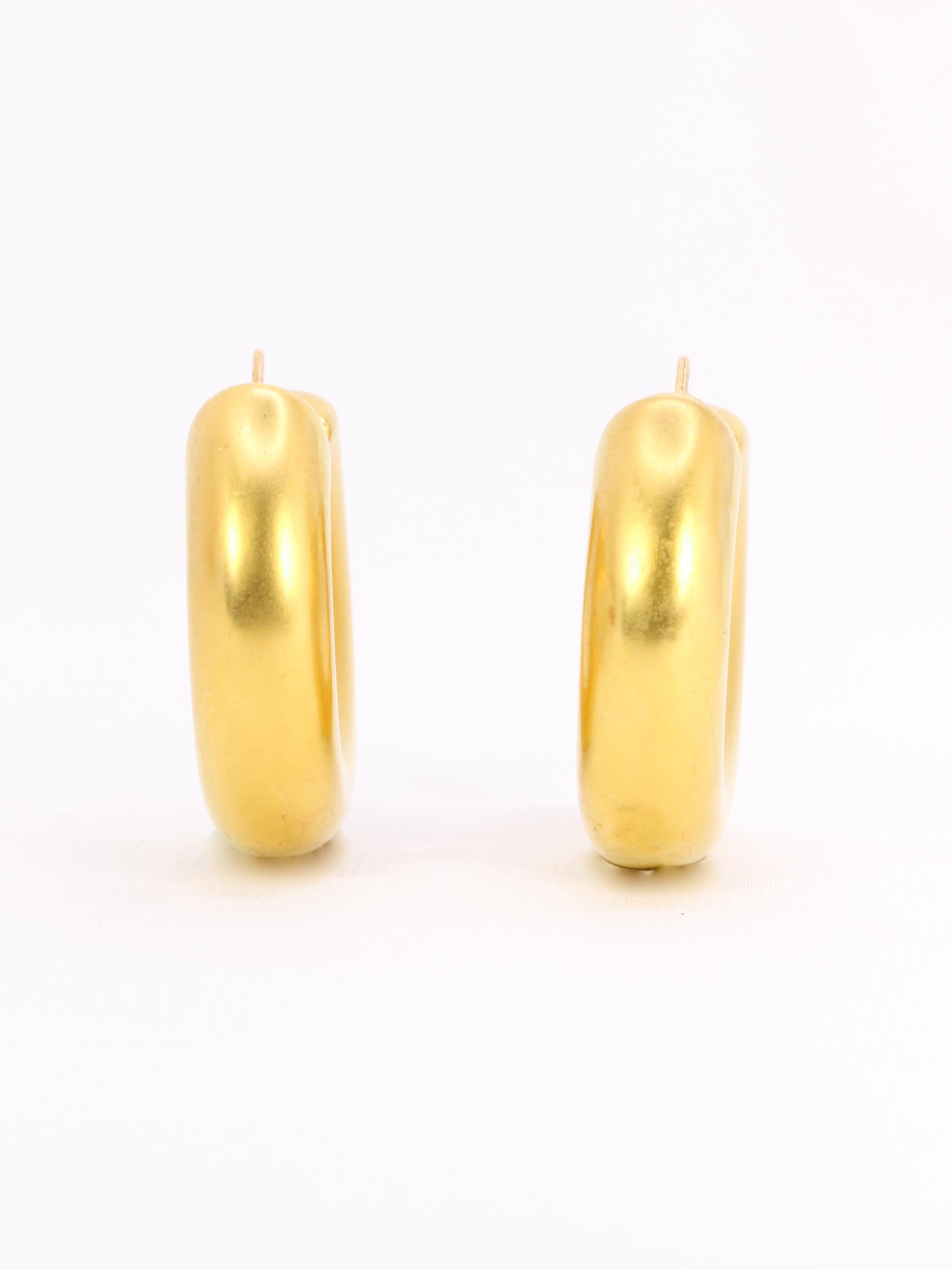 Boucles d'oreilles Créoles vintage or jaune mat