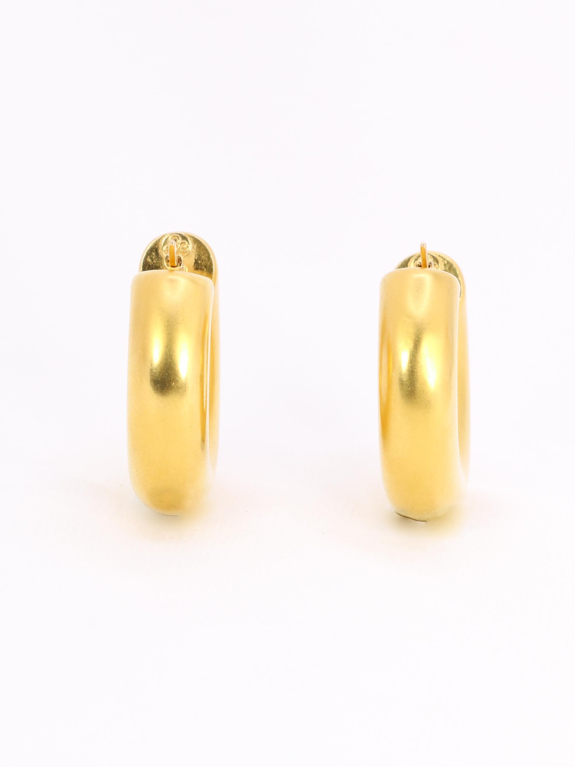Boucles d'oreilles Créoles vintage or jaune mat