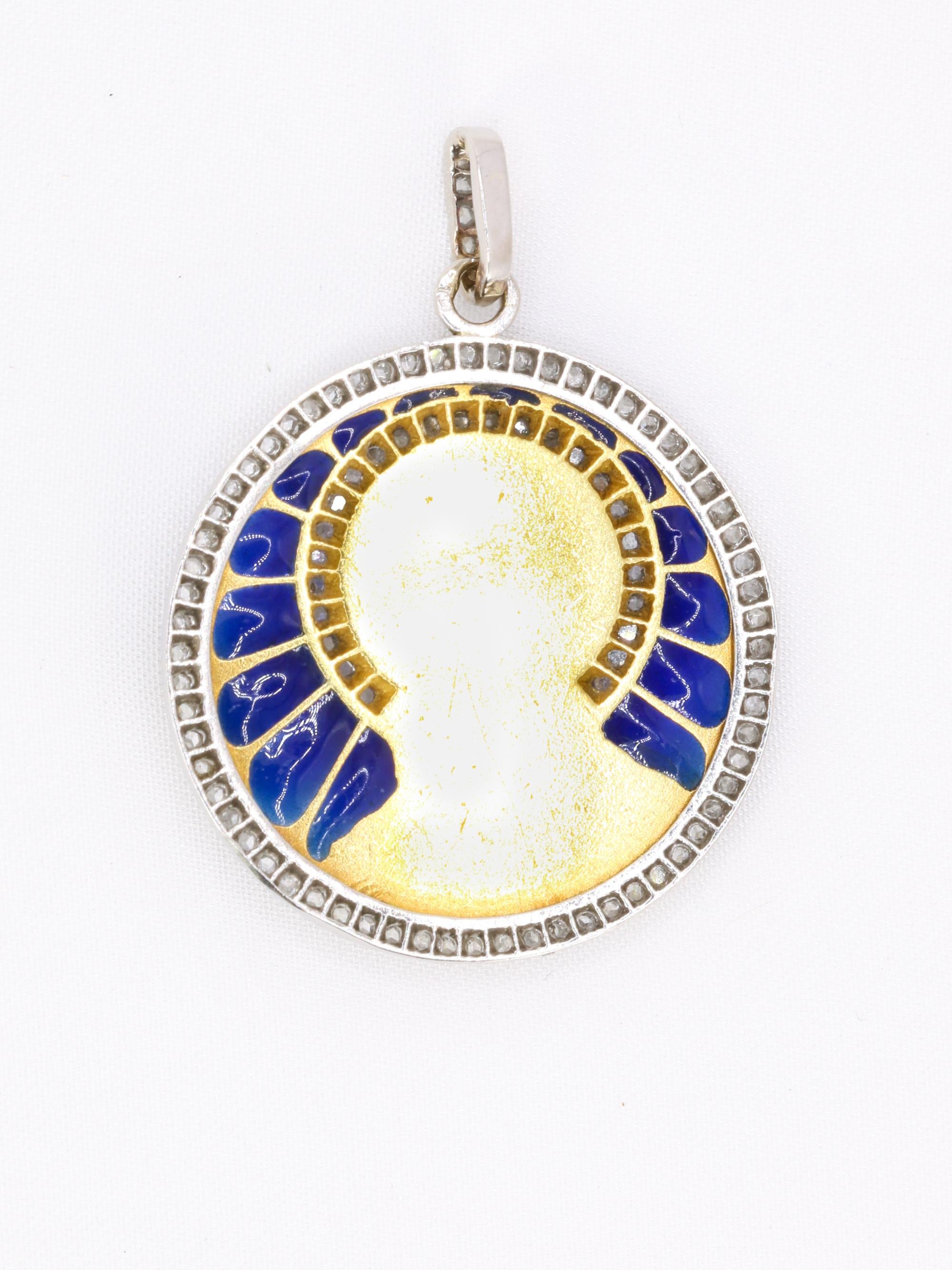 VERNON Médaille Art Nouveau émail plique-à-jour or jaune diamants