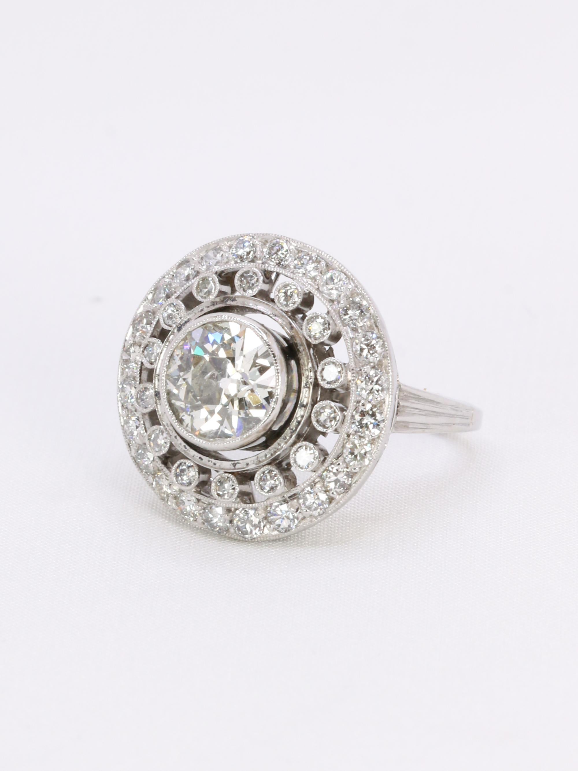 Bague cible double entourage diamants taille ancienne 2 carats