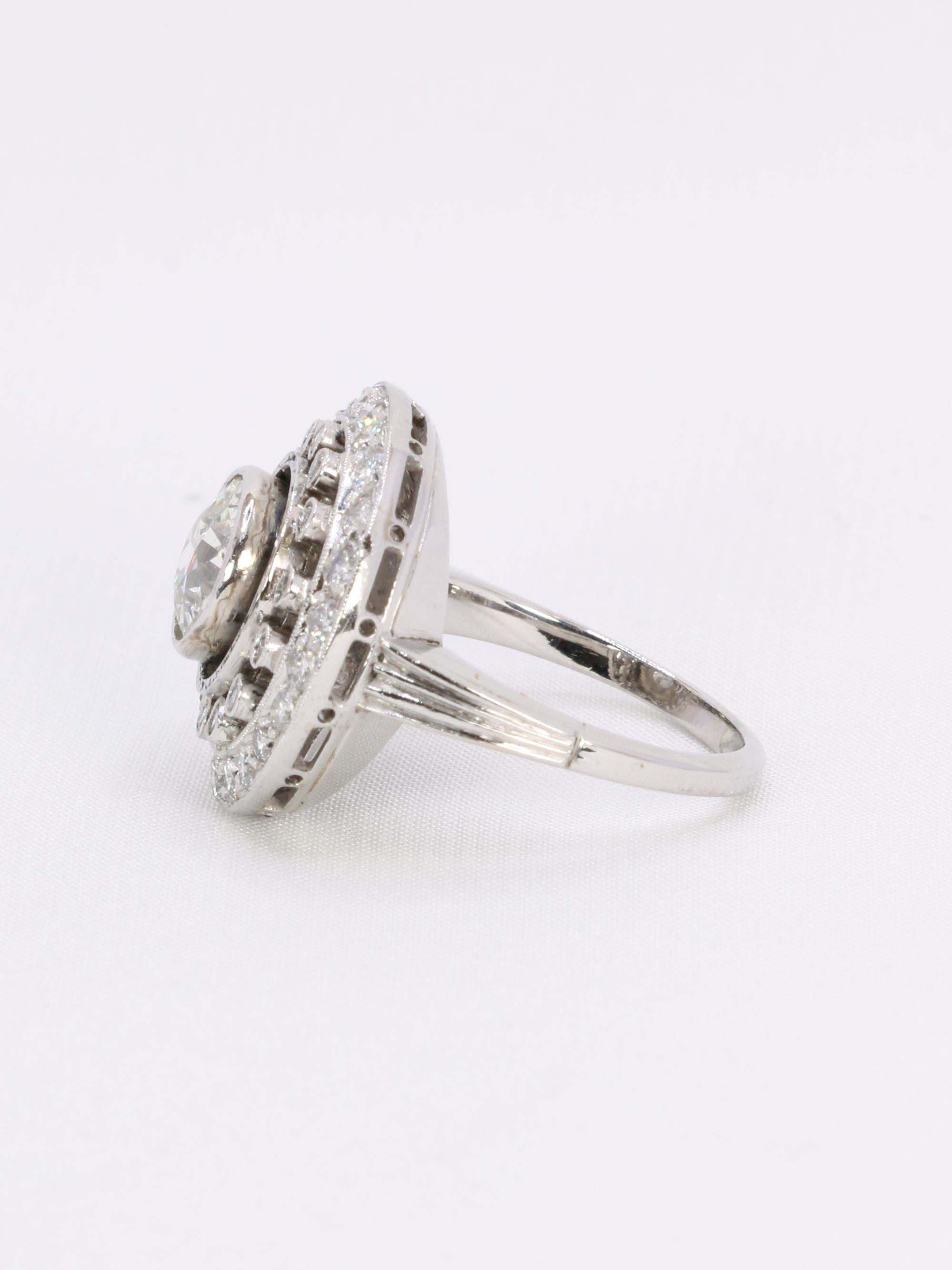 Bague cible double entourage diamants taille ancienne 2 carats