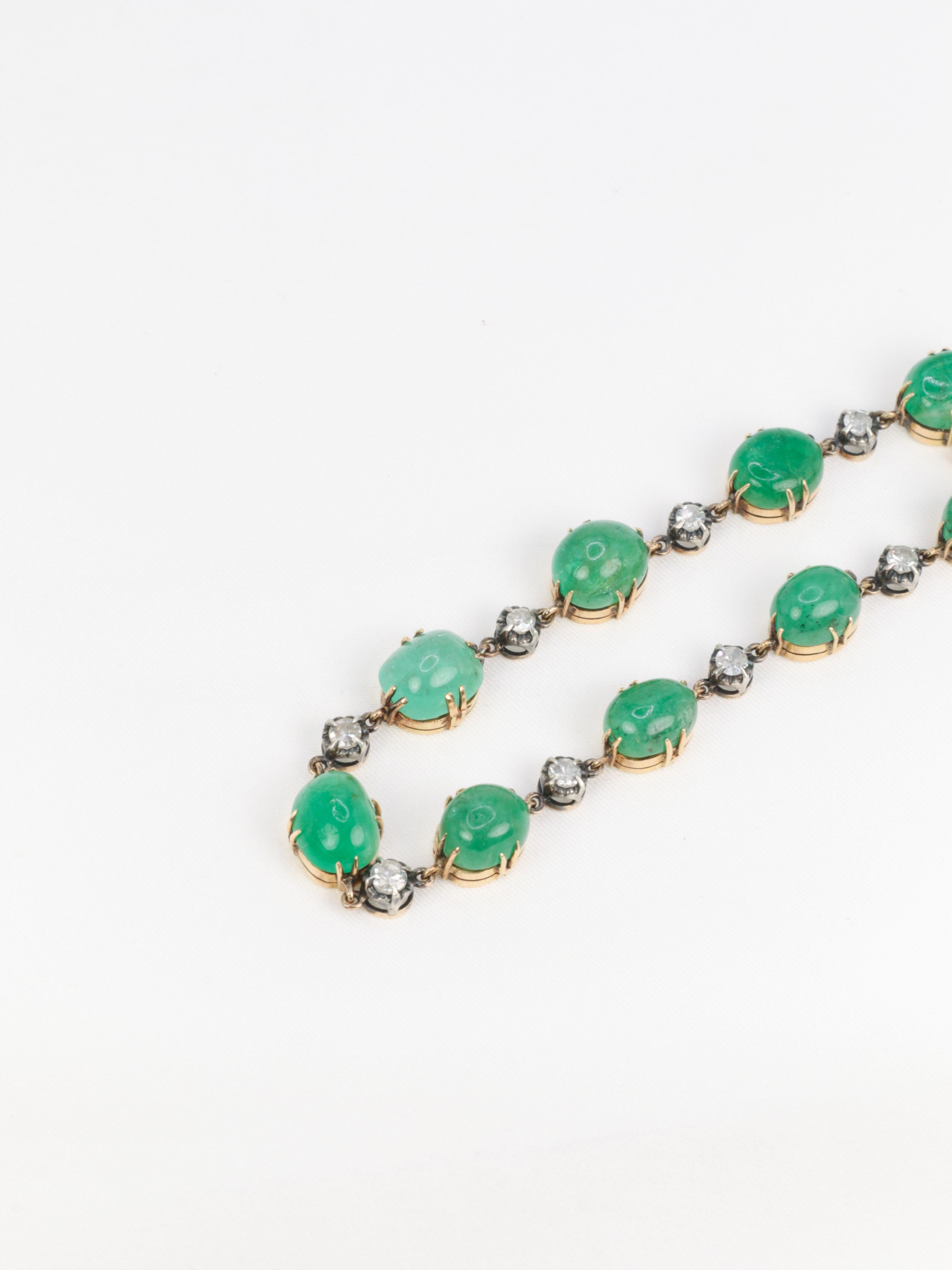 Bracelet ancien cabochons d'émeraudes or jaune diamants