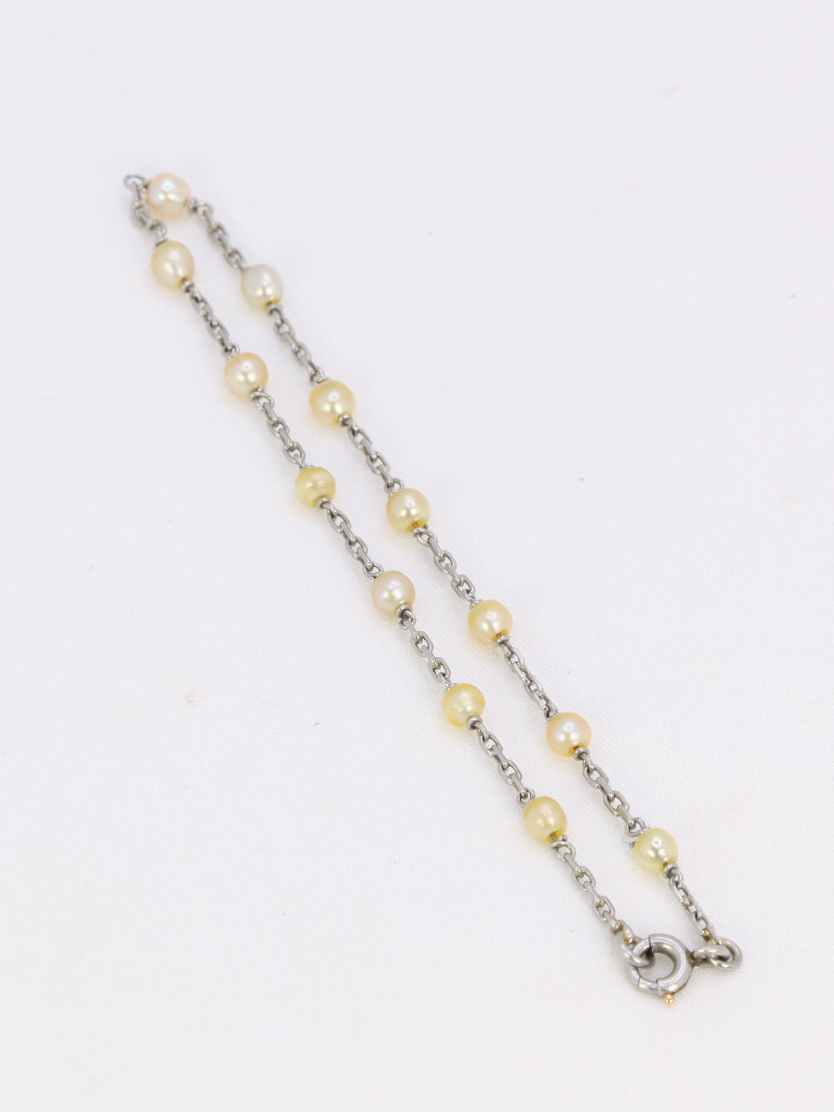 Bracelet ancien perles fines platine