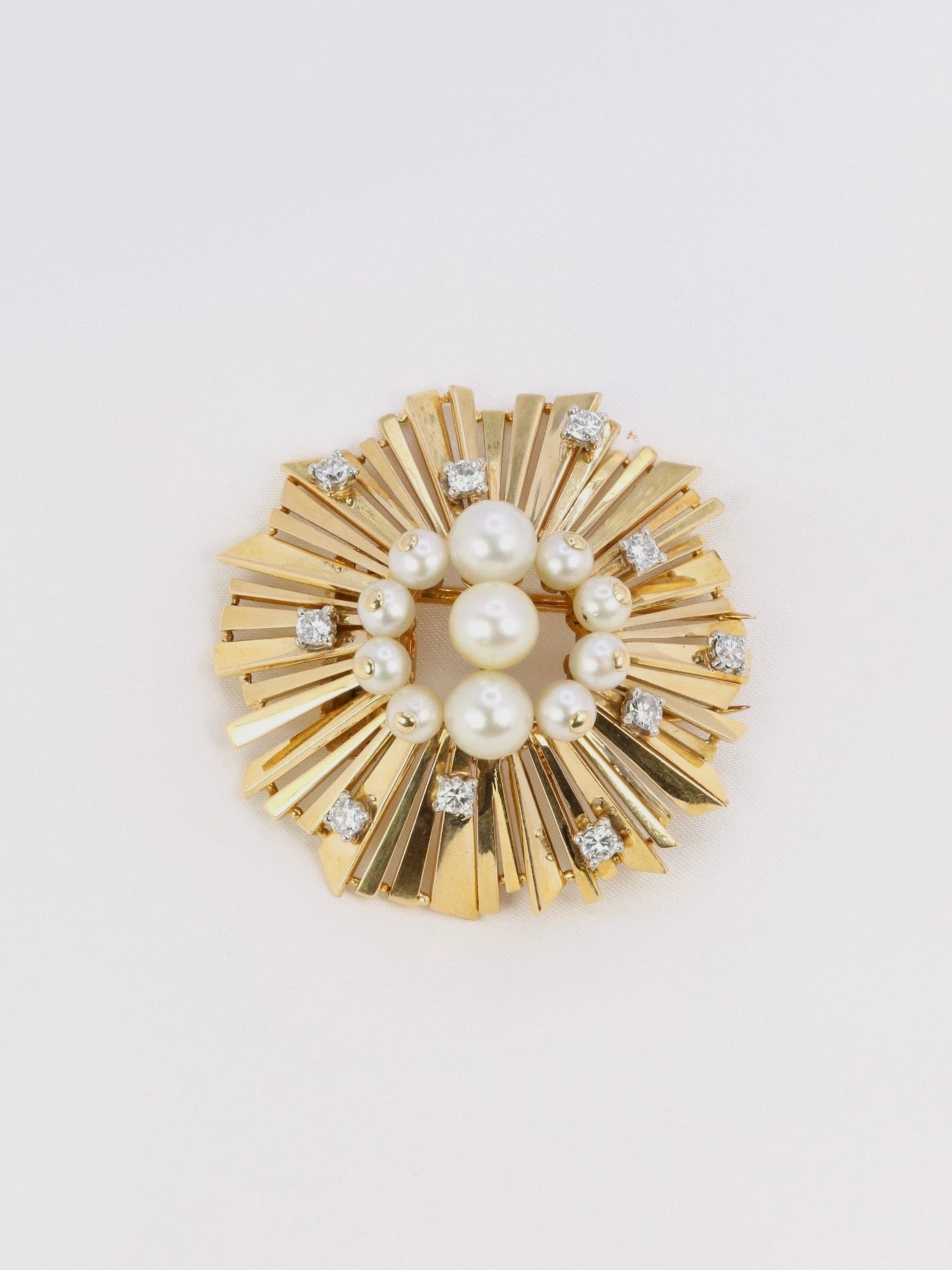 CARTIER Broche vintage soleil or platine perles diamants