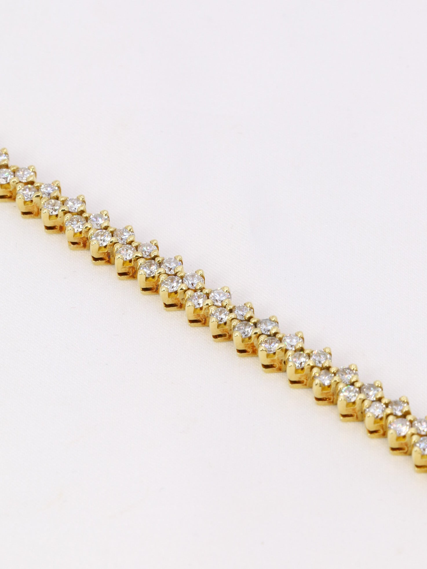 Bracelet rivière vintage en or et diamants