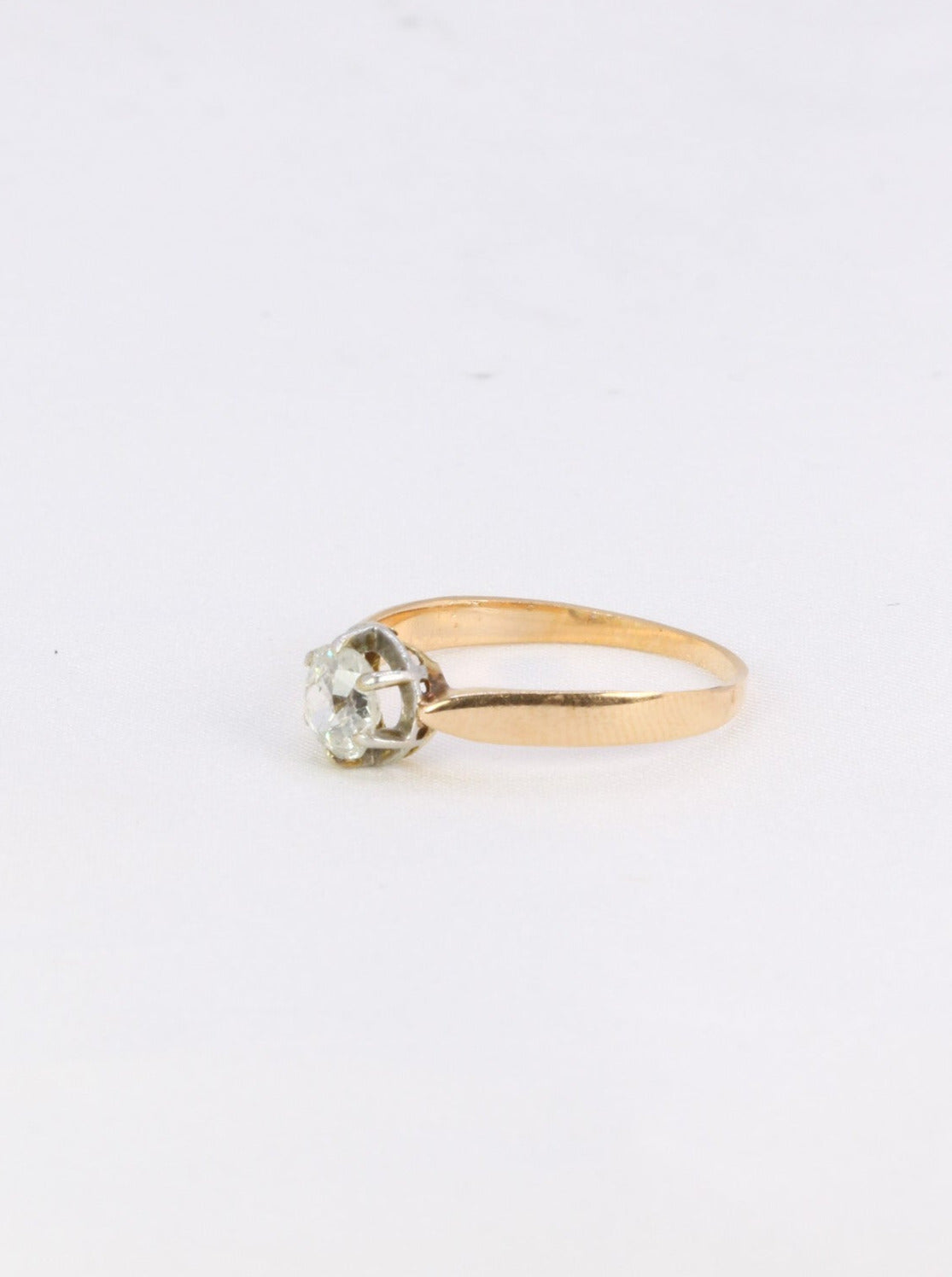 Solitaire or rose diamant coussin taille ancienne 0.65ct