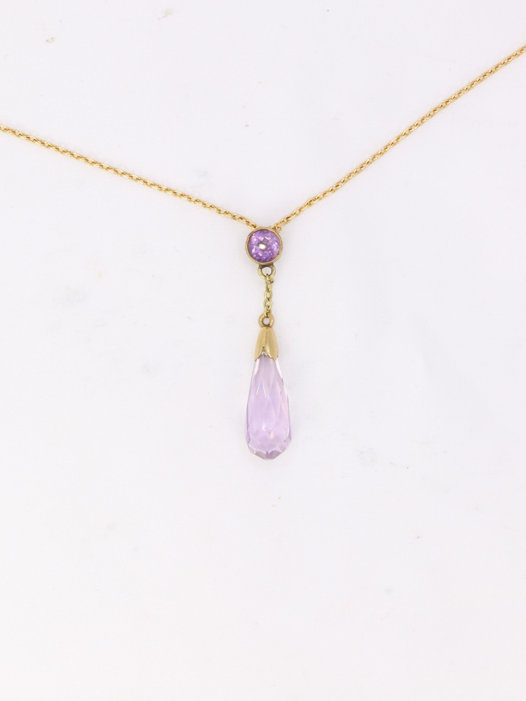 Pendentif vintage or jaune et améthyste briolette