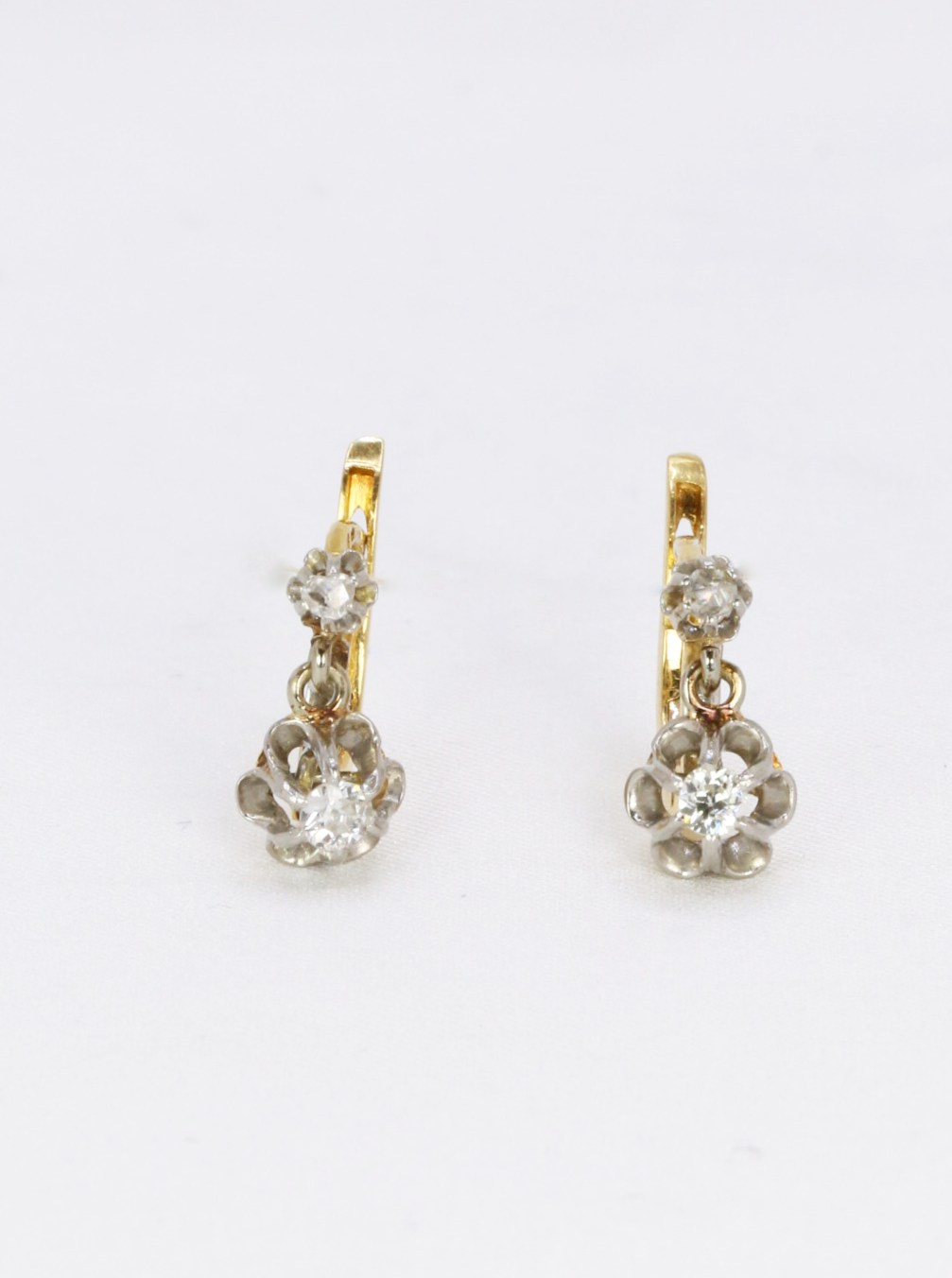 Dormeuses en or et diamants taille ancienne 0.2ct