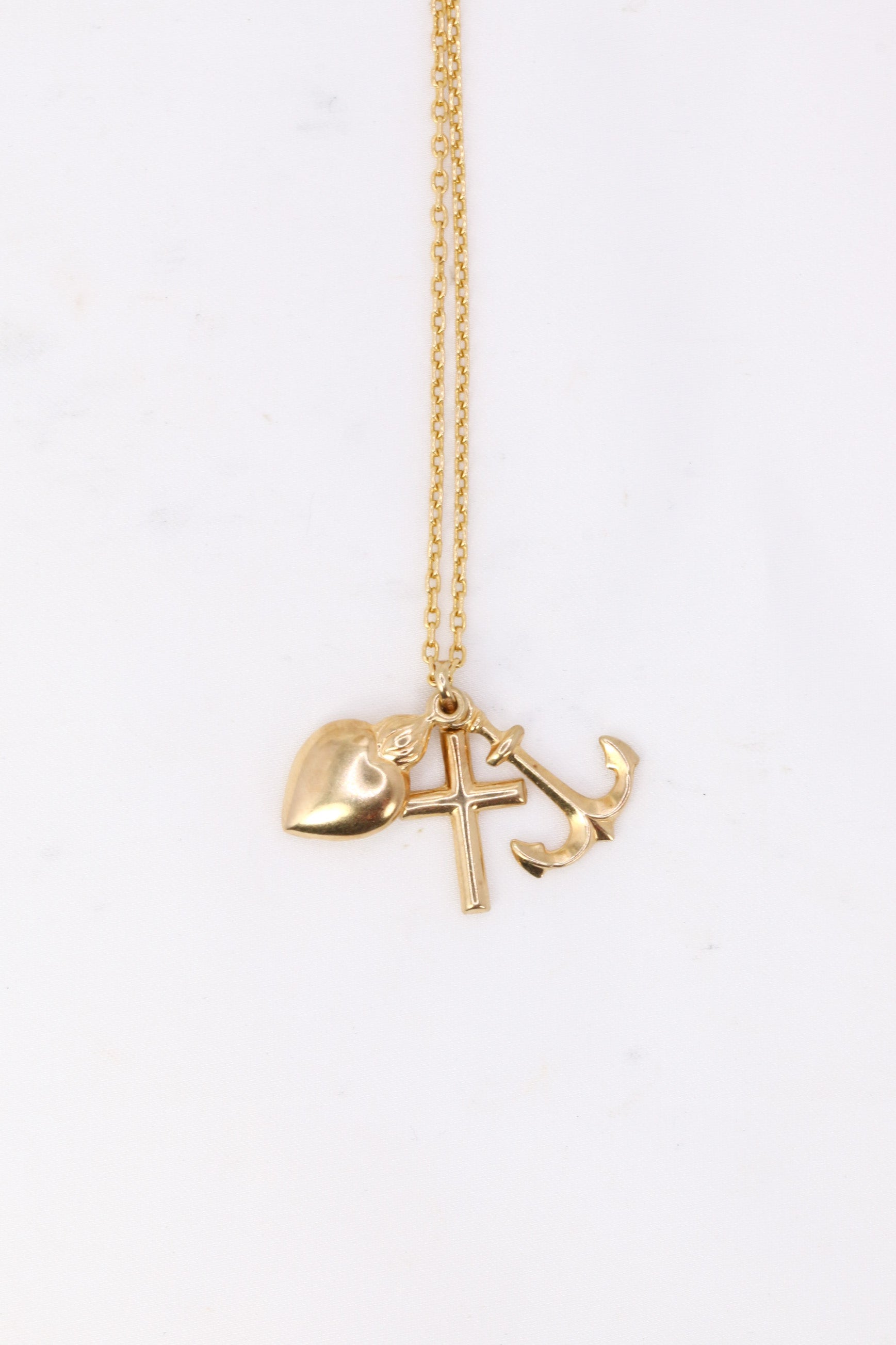 Pendentif vintage Espoir, Foi, Charité Uno A Erre en or jaune