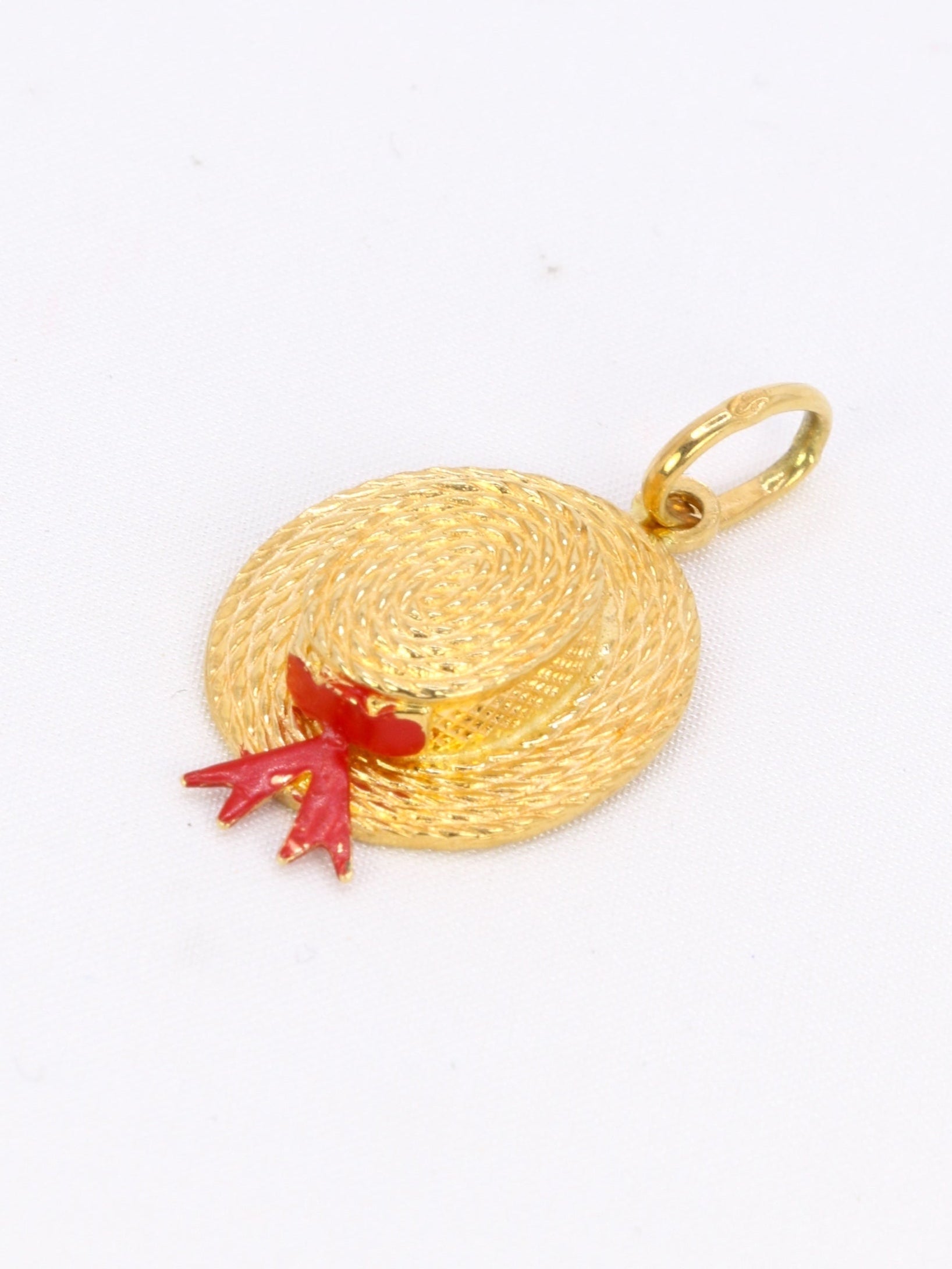 Pendentif charms vintage chapeau or jaune email rouge