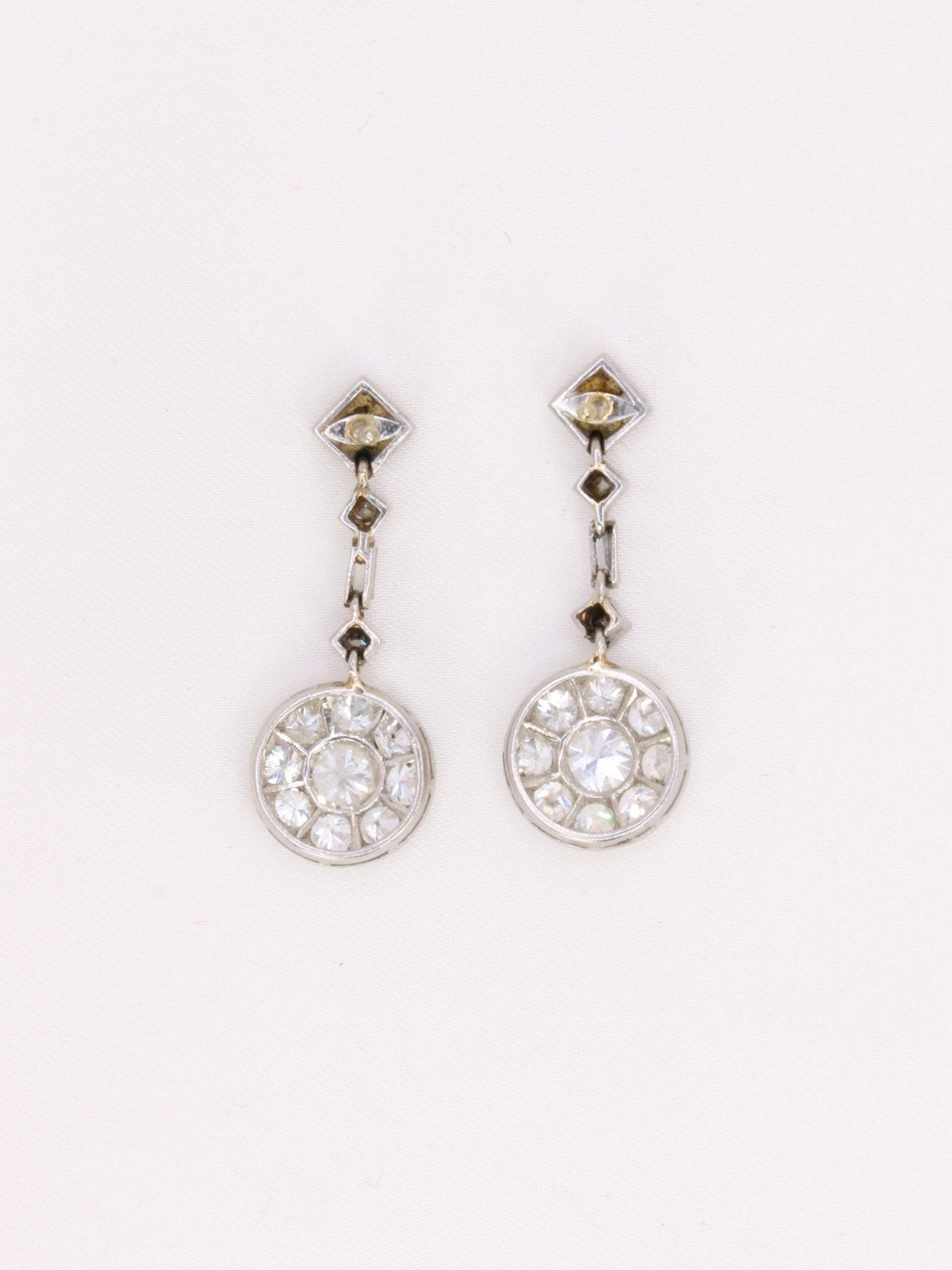 Boucles d'oreilles pendantes Art Déco diamants