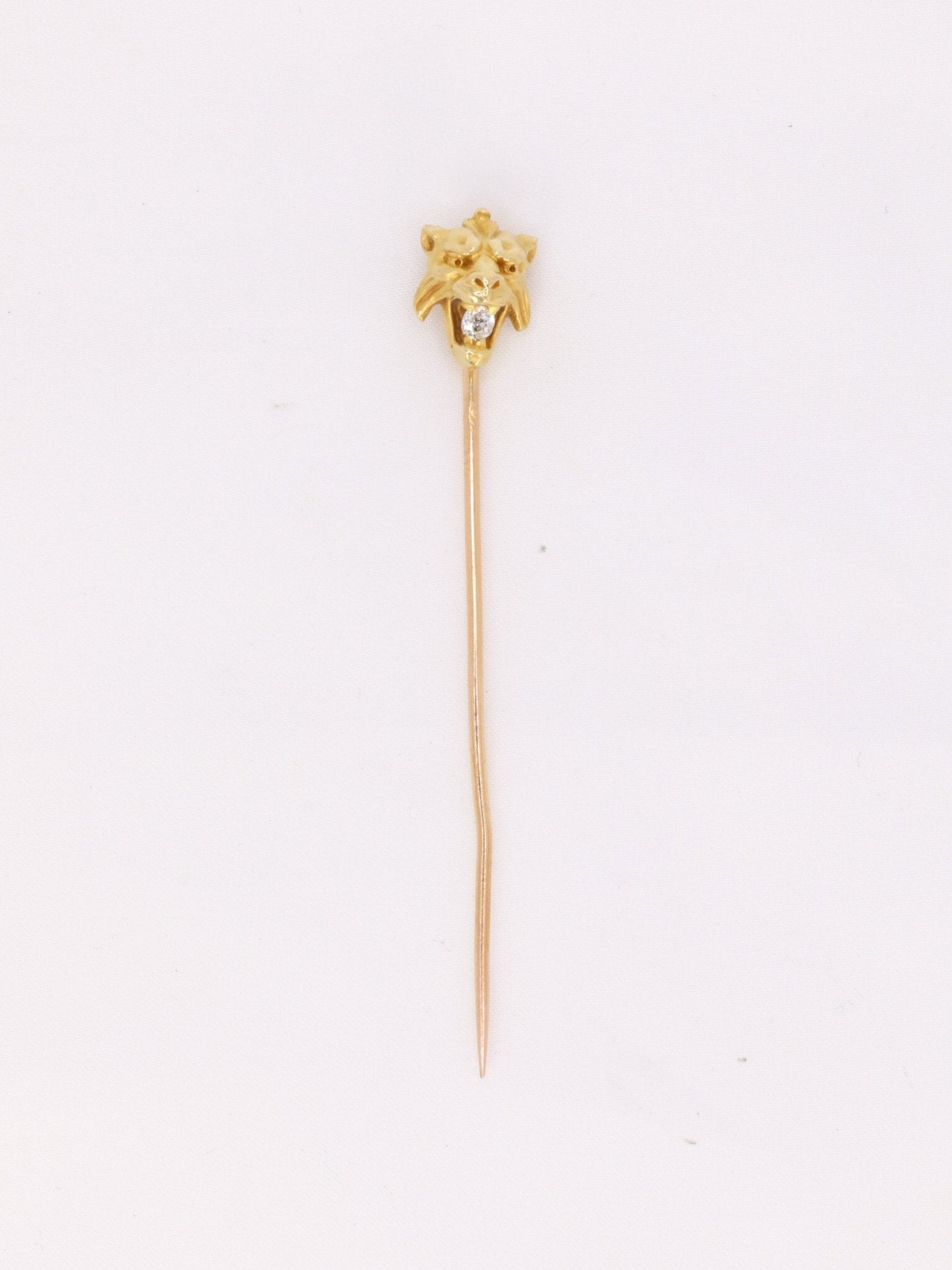 Épingle à cravate tête de félin or jaune diamant taille ancienne