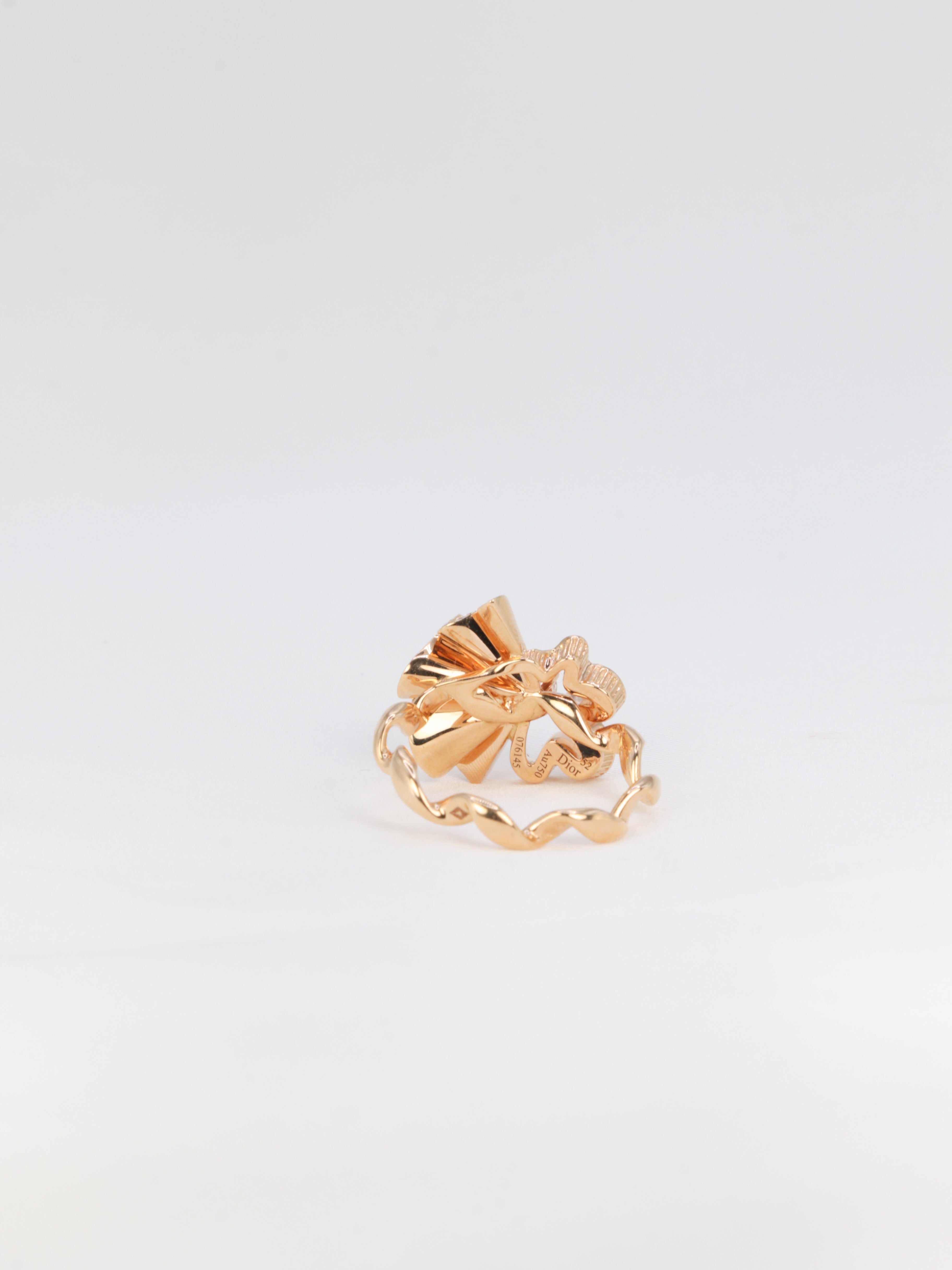 DIOR bague en or rose et diamants collection Archi Dior Cocotte