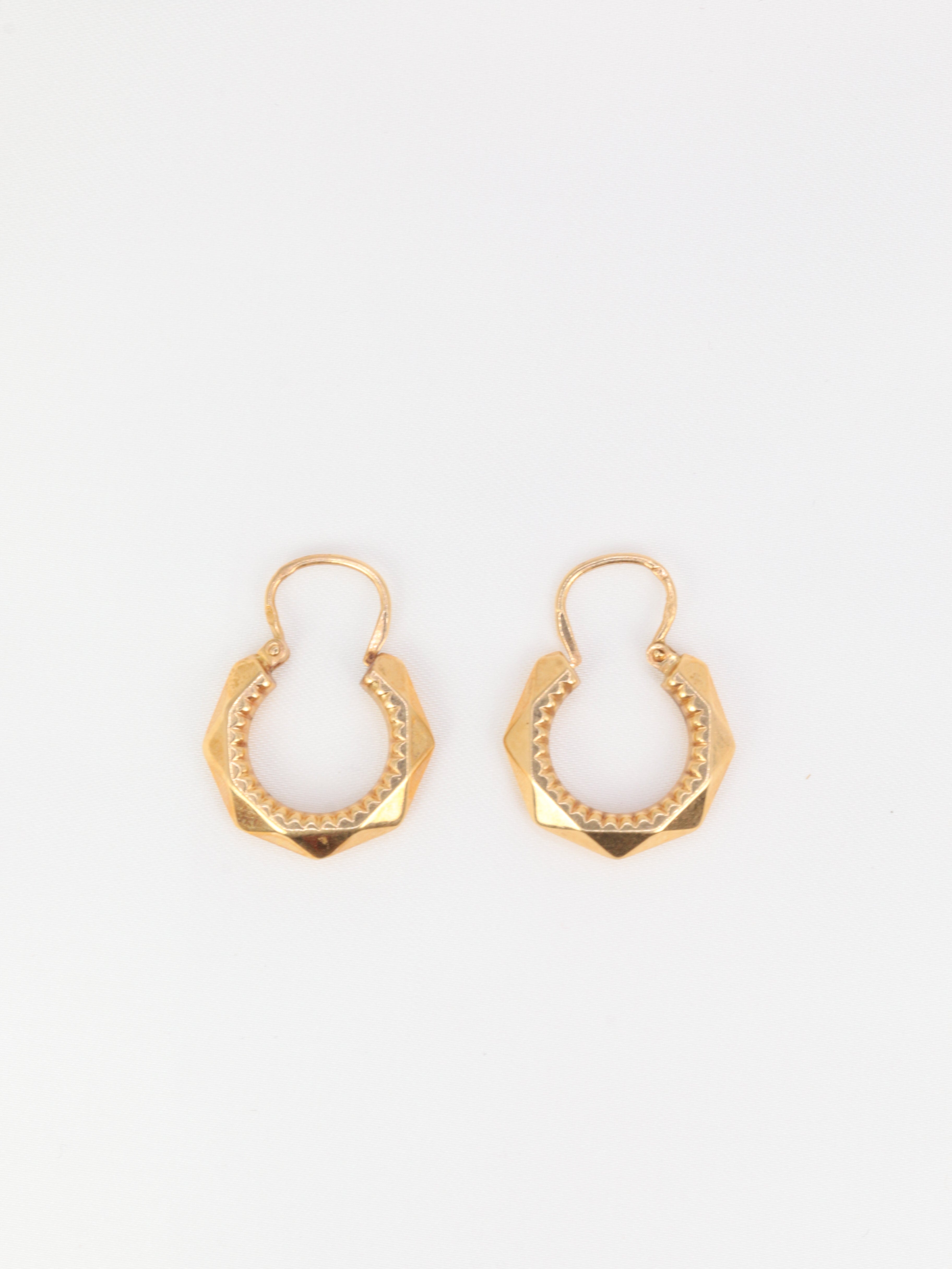 Paire de créoles vintage en or jaune