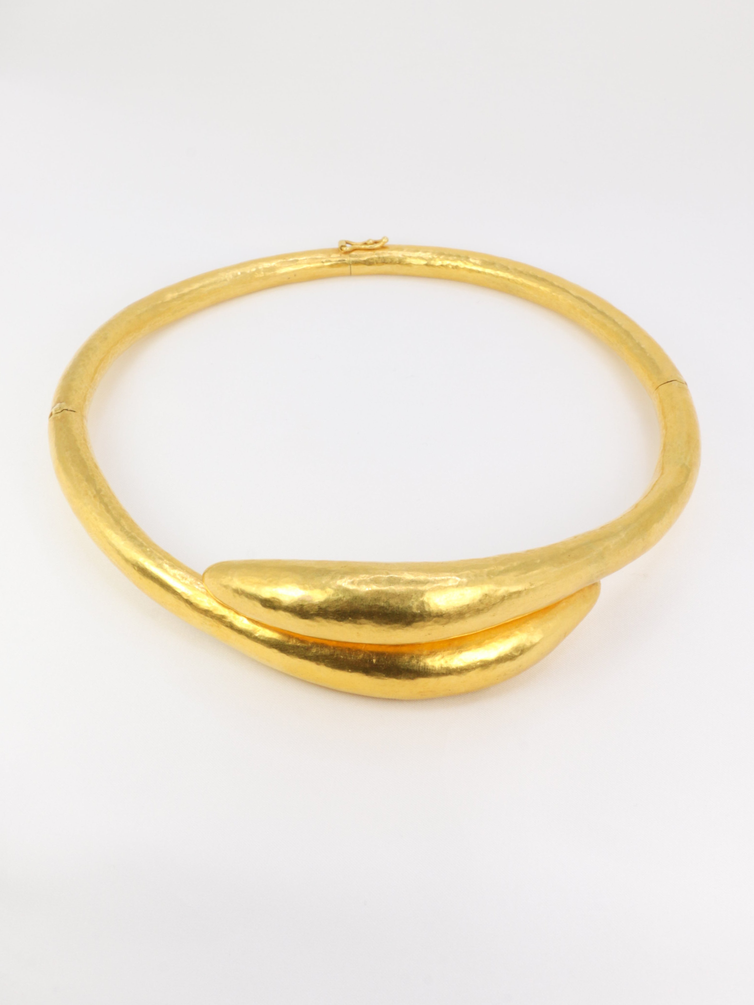 LALAOUNIS Collier torque Ras du cou or jaune 22 carats