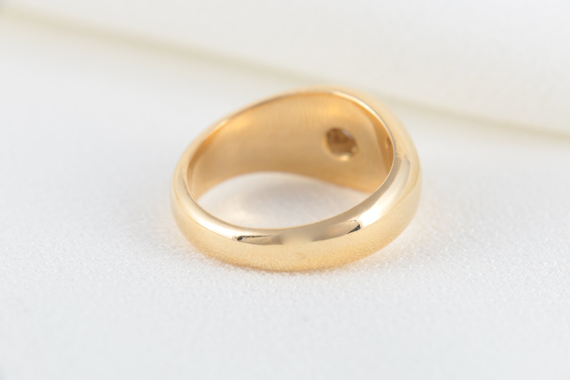 Vintage English Bangle Ring in Gold and Diamond