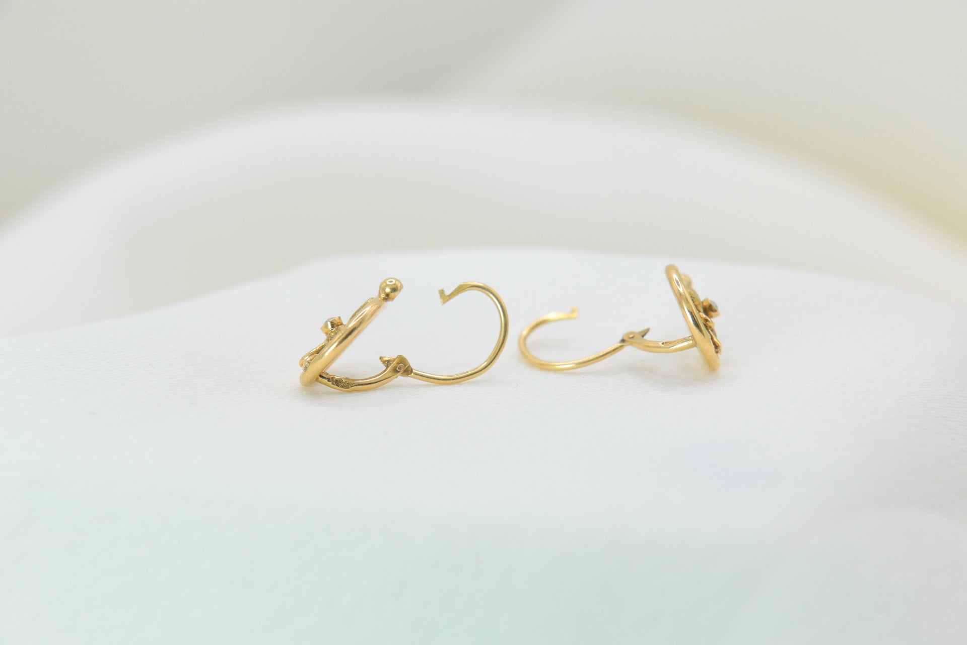 Art Nouveau Sleeper Earrings in Gold and Pearls