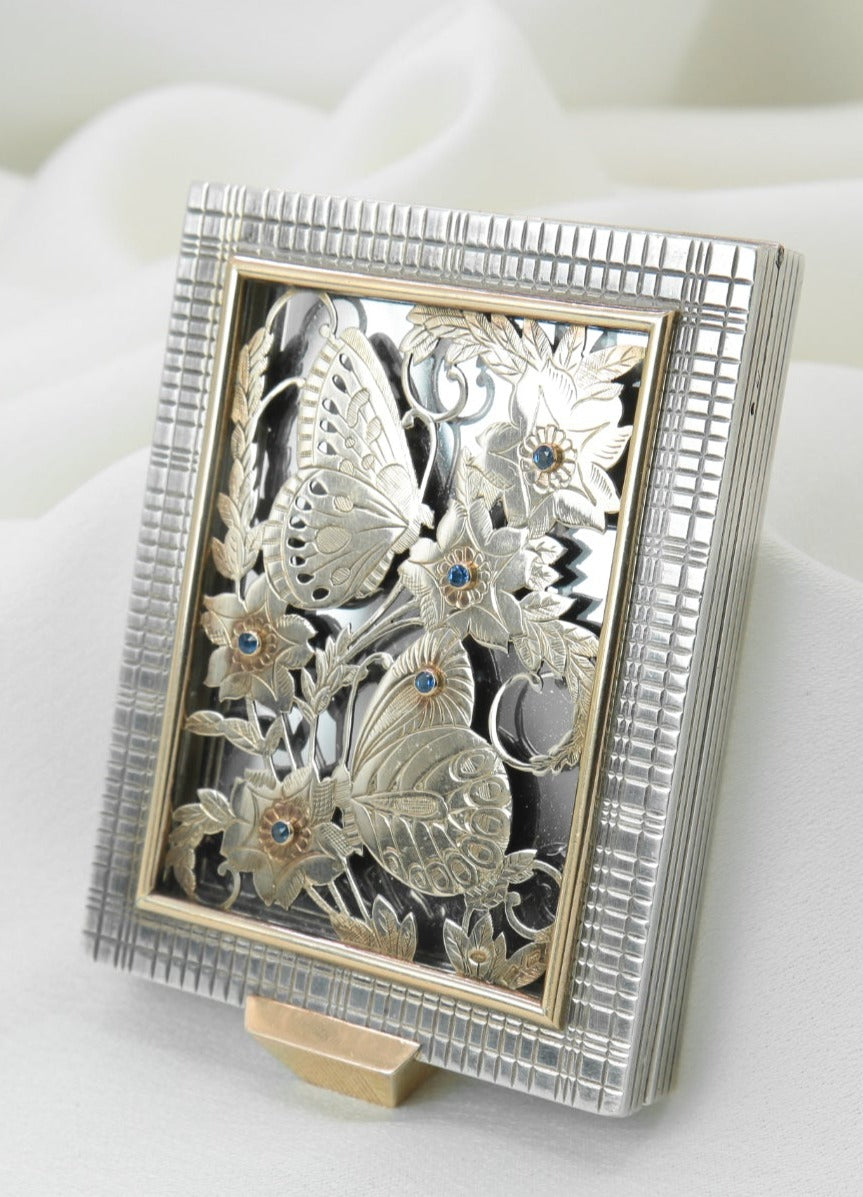 BOUCHERON Poudrier Paris argent or saphirs