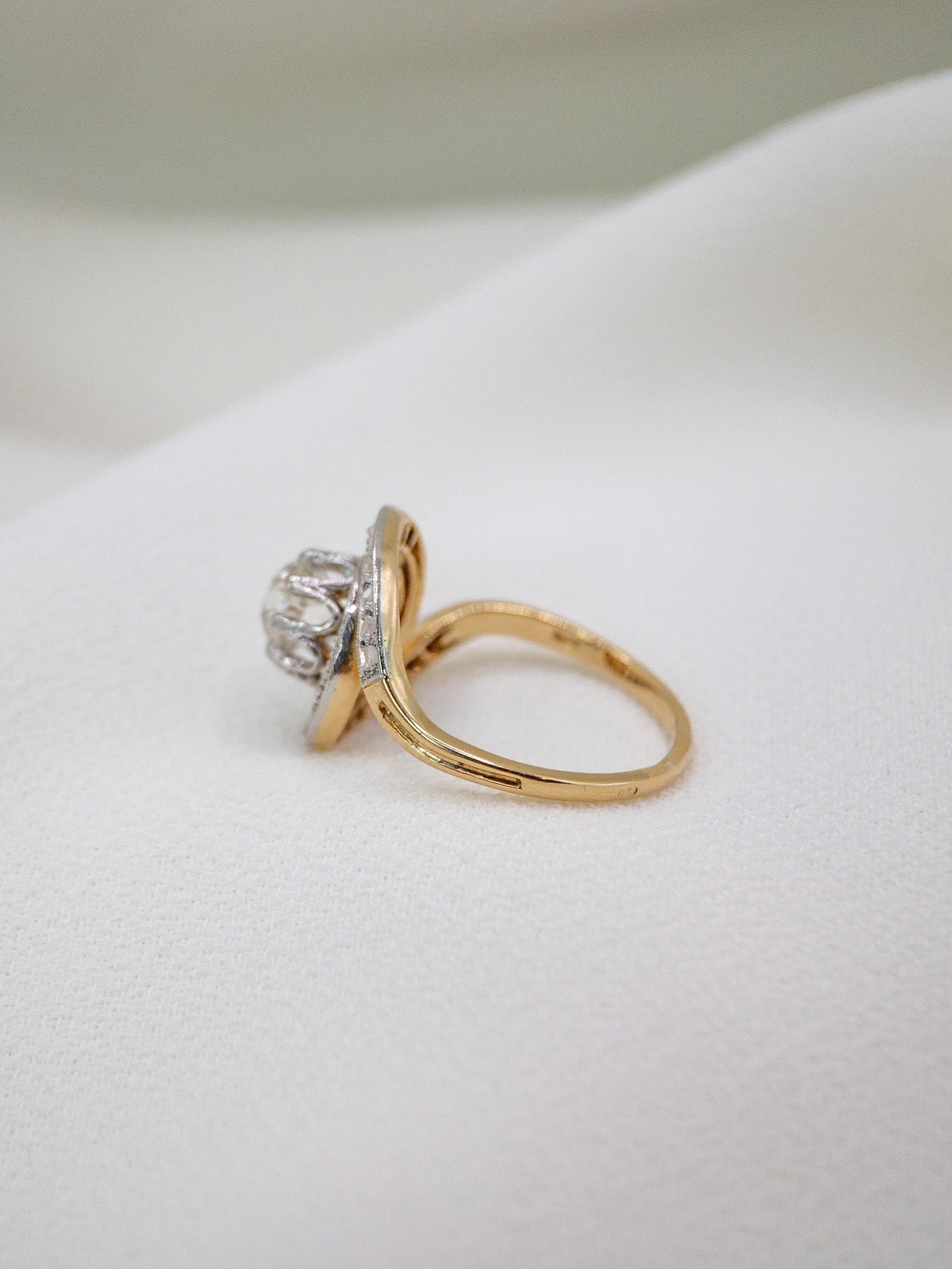 Old European Cut 0.9ct Gold and Diamond Swirl Ring